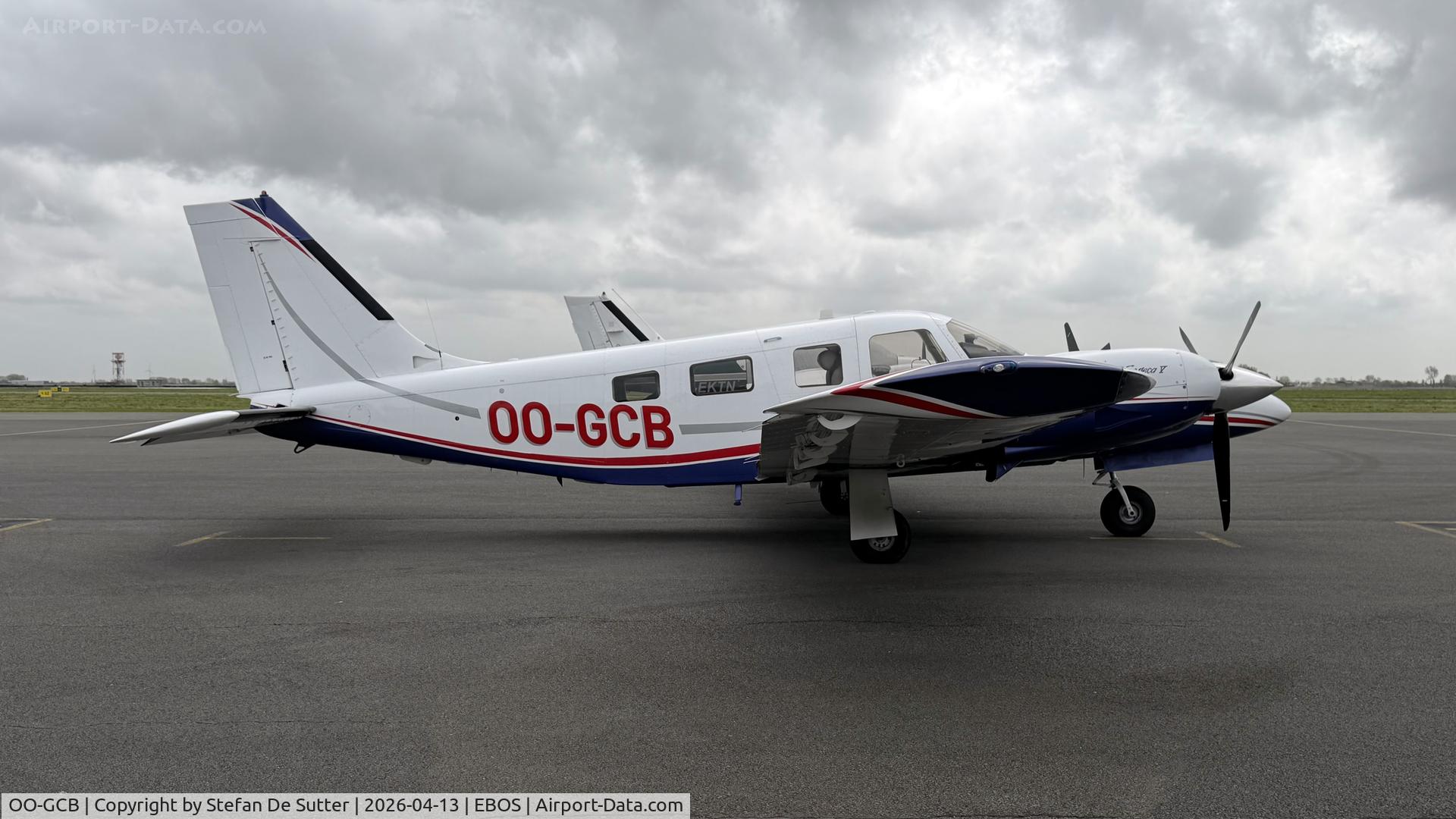 OO-GCB, 2008 Piper PA-34-220T C/N 34-49372, @EBOS apron 3;