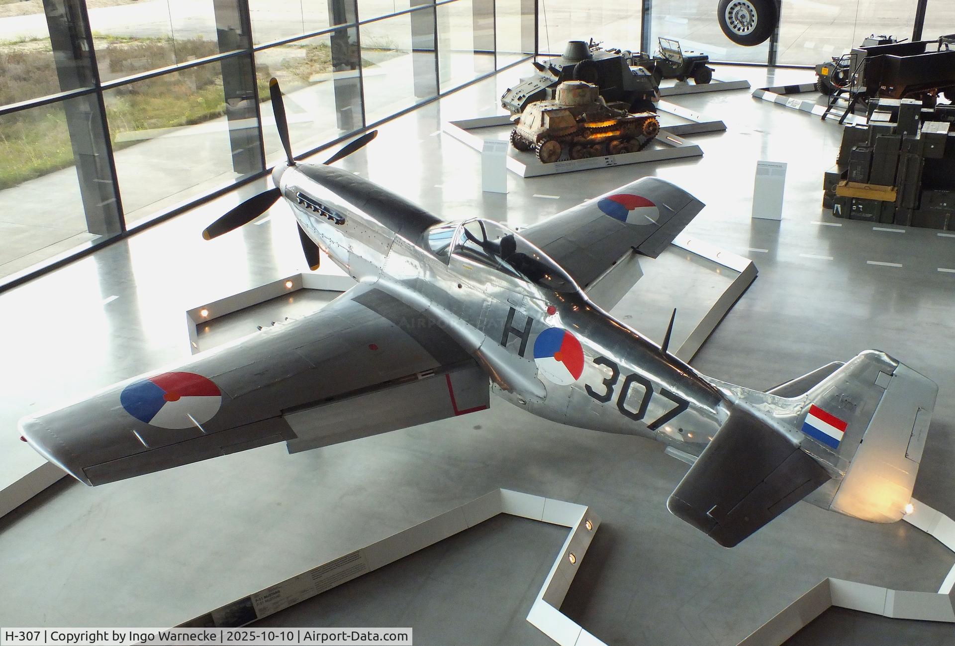 H-307, 1944 North American P-51K Mustang C/N 111-30258, North American P-51K Mustang at the Nationaal Militair Museum / National Military Museum, Soesterberg
