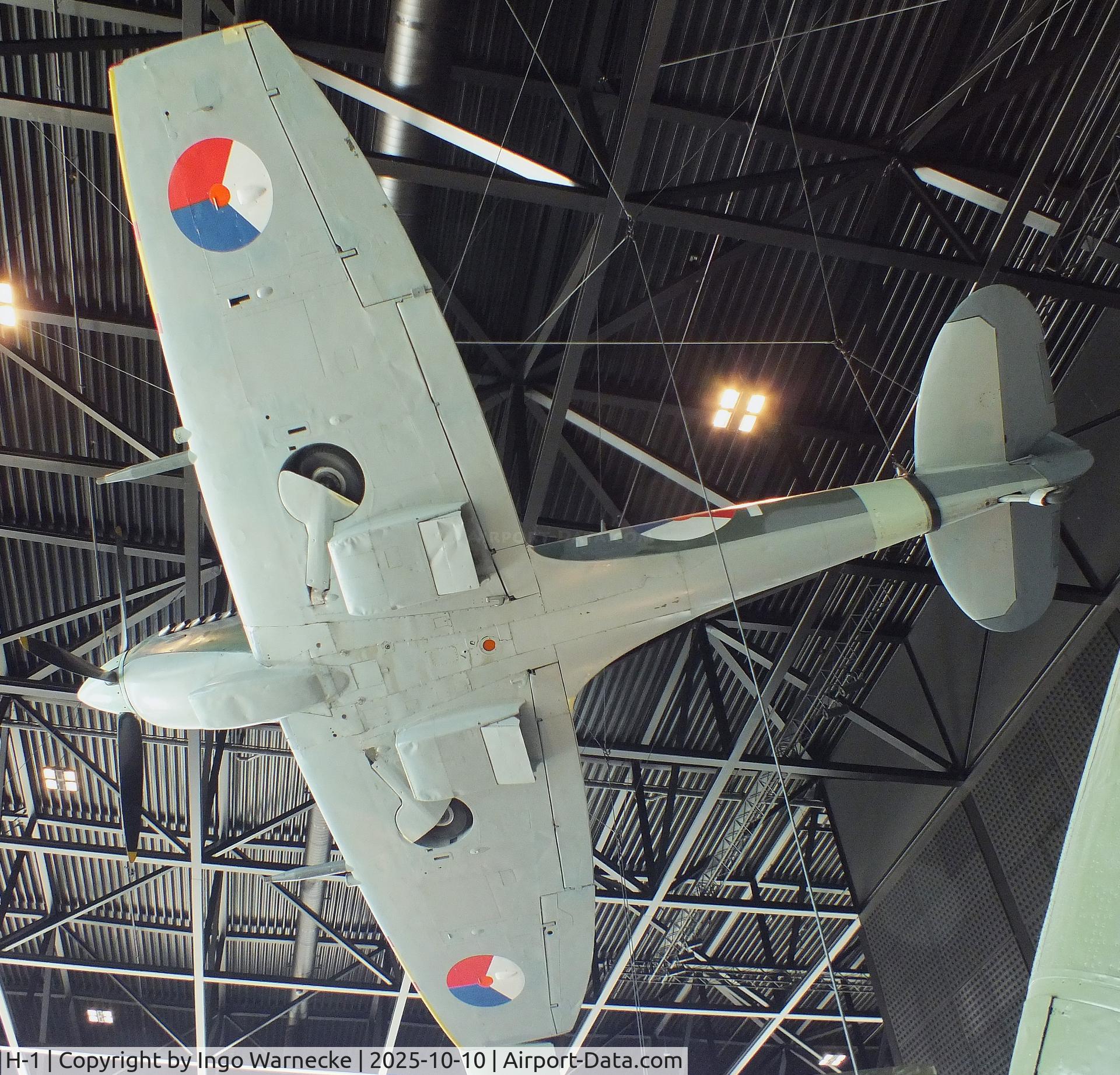 H-1, 1943 Supermarine Spitfire LF.IXc C/N 907, Supermarine Spitfire LF IXc at the Nationaal Militair Museum / National Military Museum, Soesterberg