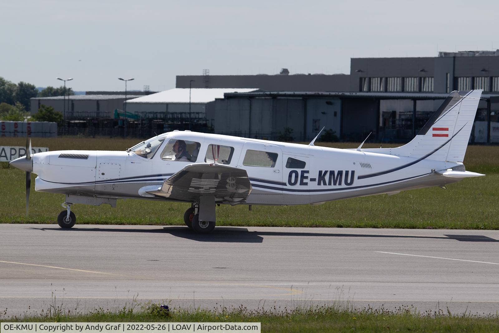 OE-KMU, 1982 Piper PA-32R-301T Turbo Saratoga C/N 32R-8229046, Untitled Piper PA32