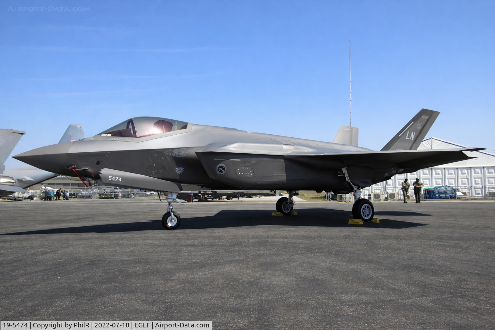 19-5474, 2021 Lockheed Martin F-35A Lightning II C/N AF-302, 19-5474 2021 Lockheed Martin F-35A Lightning ll USAF FIA Farnborough (1).JPG
