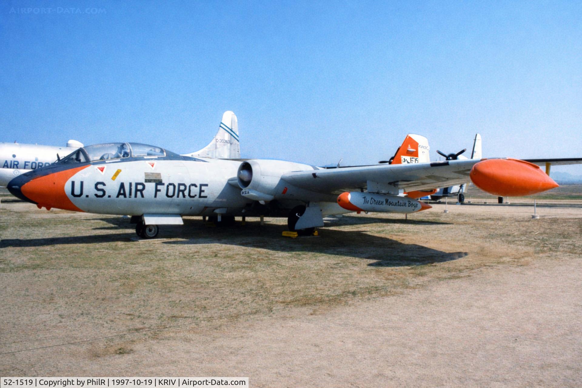 52-1519, 1952 Martin EB-57B Canberra C/N 102, 52-1519 1955 Martin EB-57B USAF March AFB Museum 
