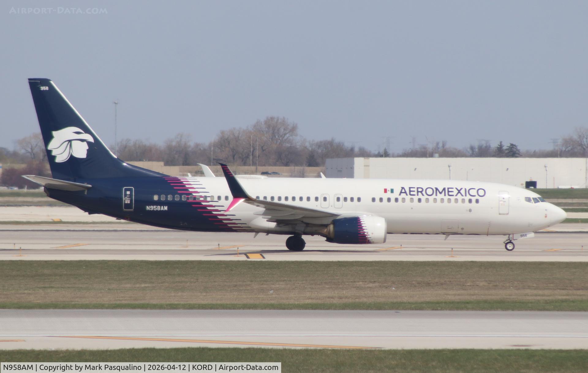 N958AM, 2015 Boeing 737-852 C/N 39958, Boeing 737-852