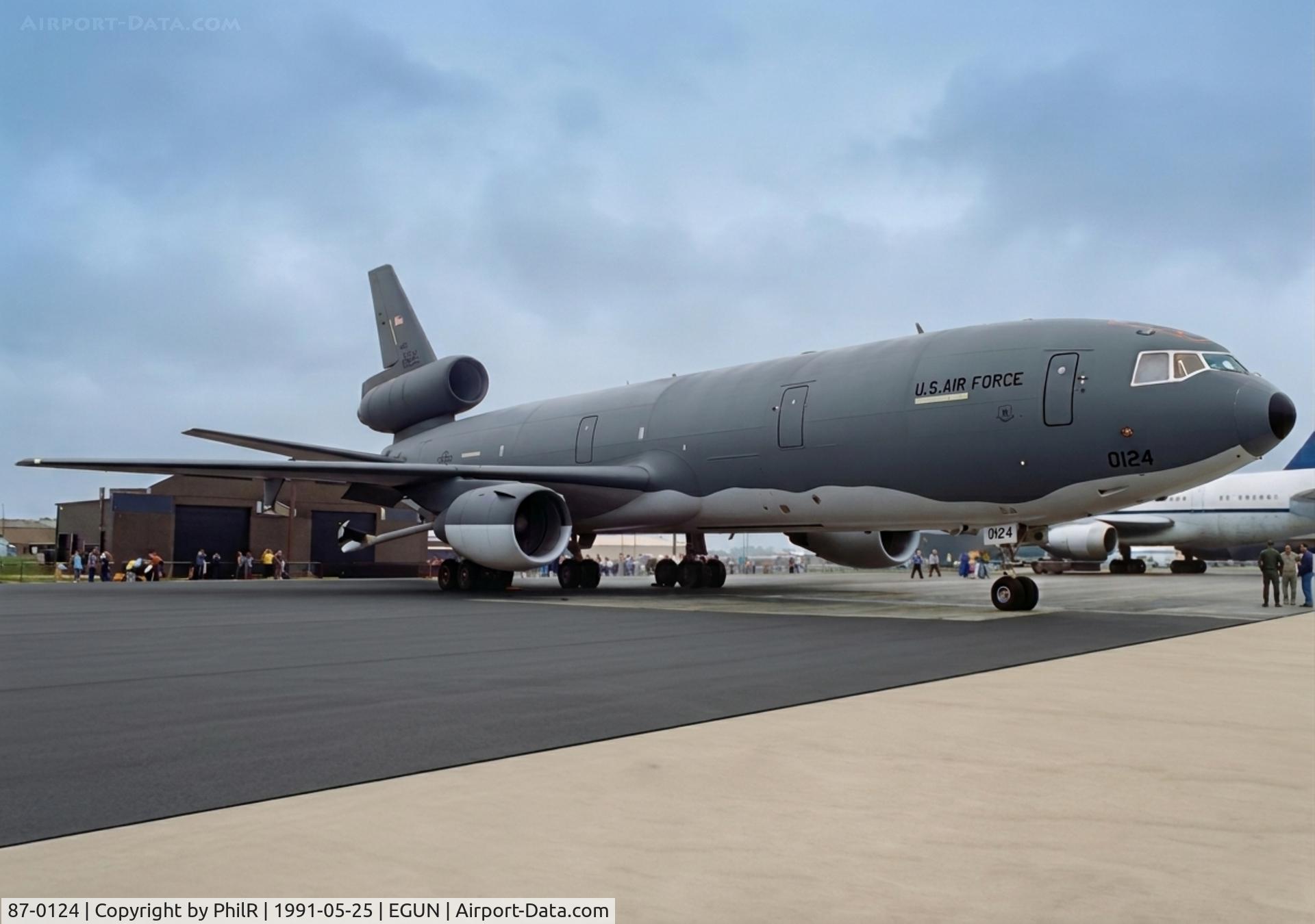 87-0124, 1987 McDonnell Douglas KC-10A Extender C/N 48310, 87-0124 1988 McD KC-10A Extender USAF Mildenhall 
