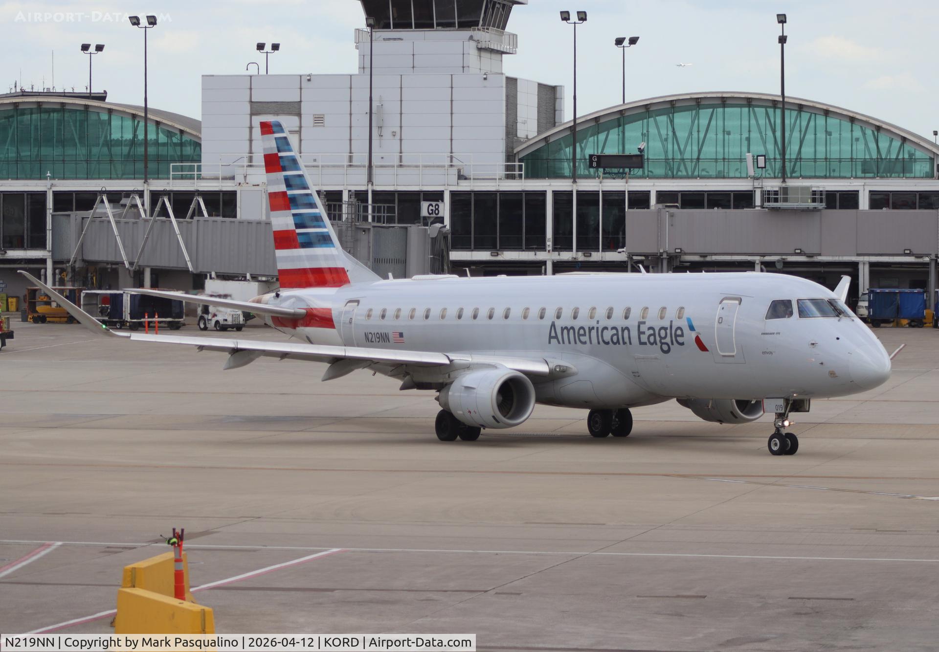N219NN, 2015 Embraer 175LR (ERJ-170-200LR) C/N 17000522, ERJ-170-200LR