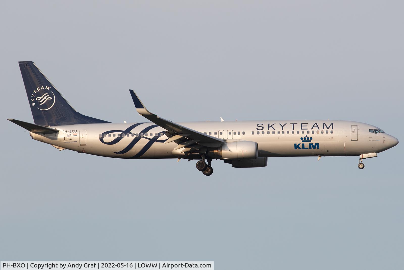 PH-BXO, 2001 Boeing 737-9K2 C/N 29599, KLM 737-900