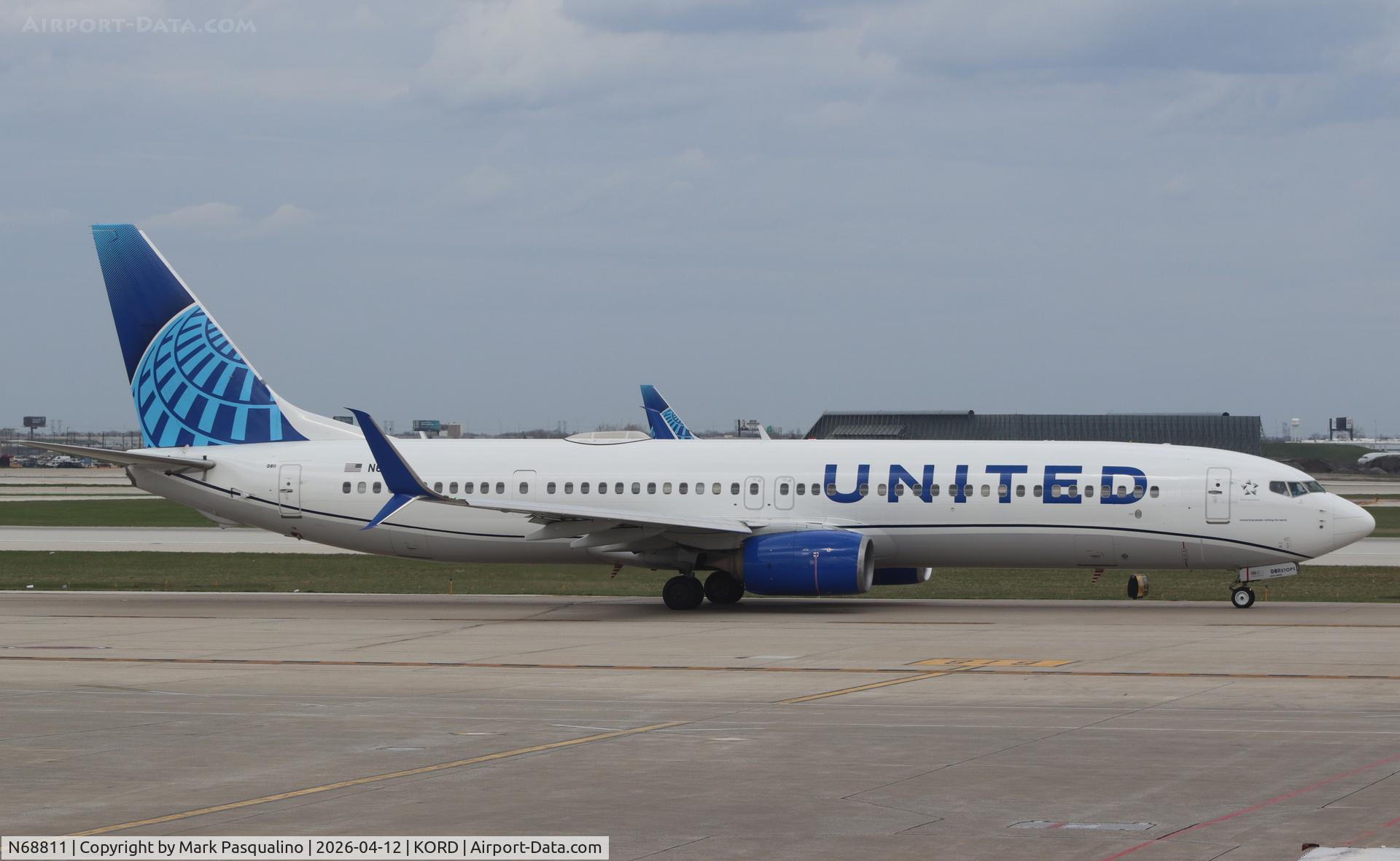 N68811, 2013 Boeing 737-924/ER C/N 42175, Boeing 737-924/ER