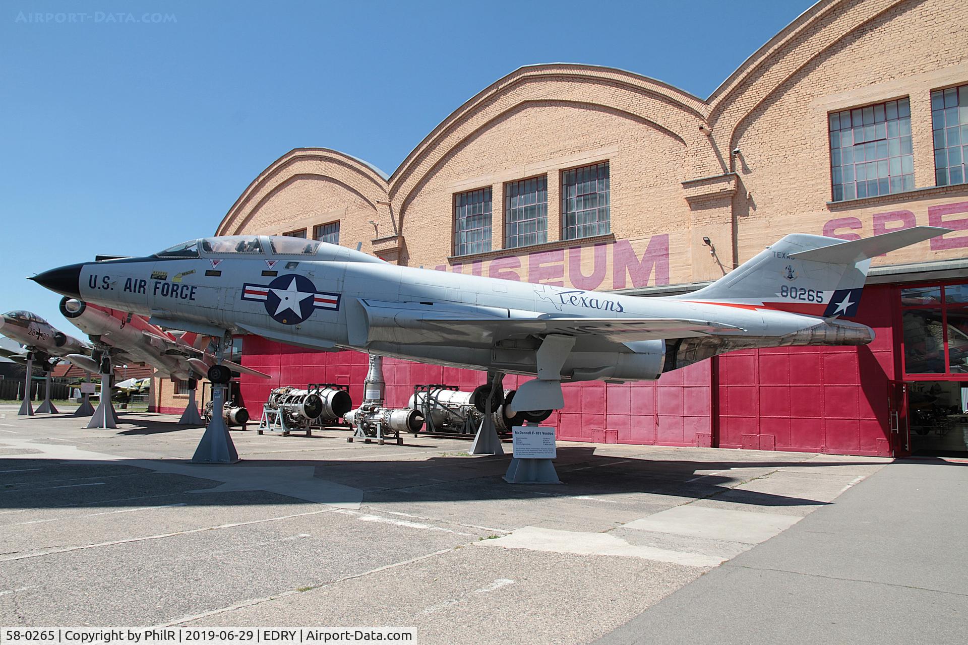 58-0265, 1958 McDonnell F-101B Voodoo C/N 637, 58-0265 1958 McDonnell F-101B Voodoo USAF Speyer 
