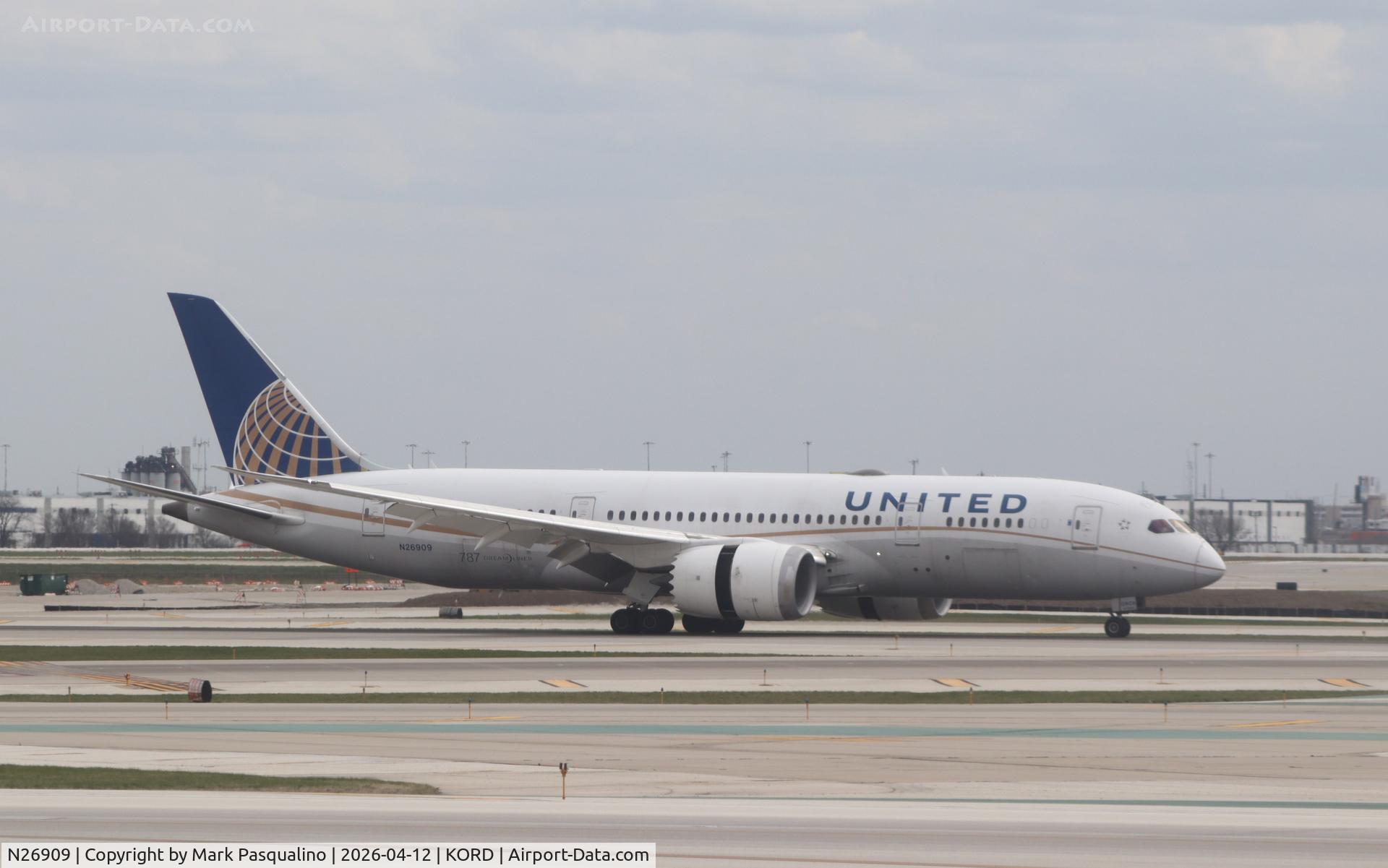 N26909, 2013 Boeing 787-8 Dreamliner C/N 34827, Boeing 787-8 Dreamliner