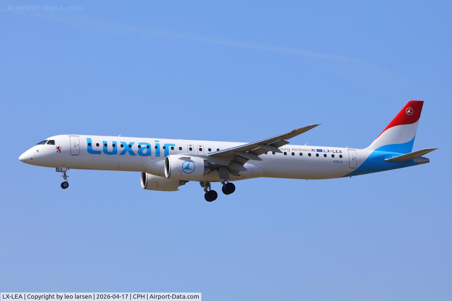 LX-LEA, Embraer ERJ-190-400STD C/N 19020199, Copenhagen 17.4.2026
