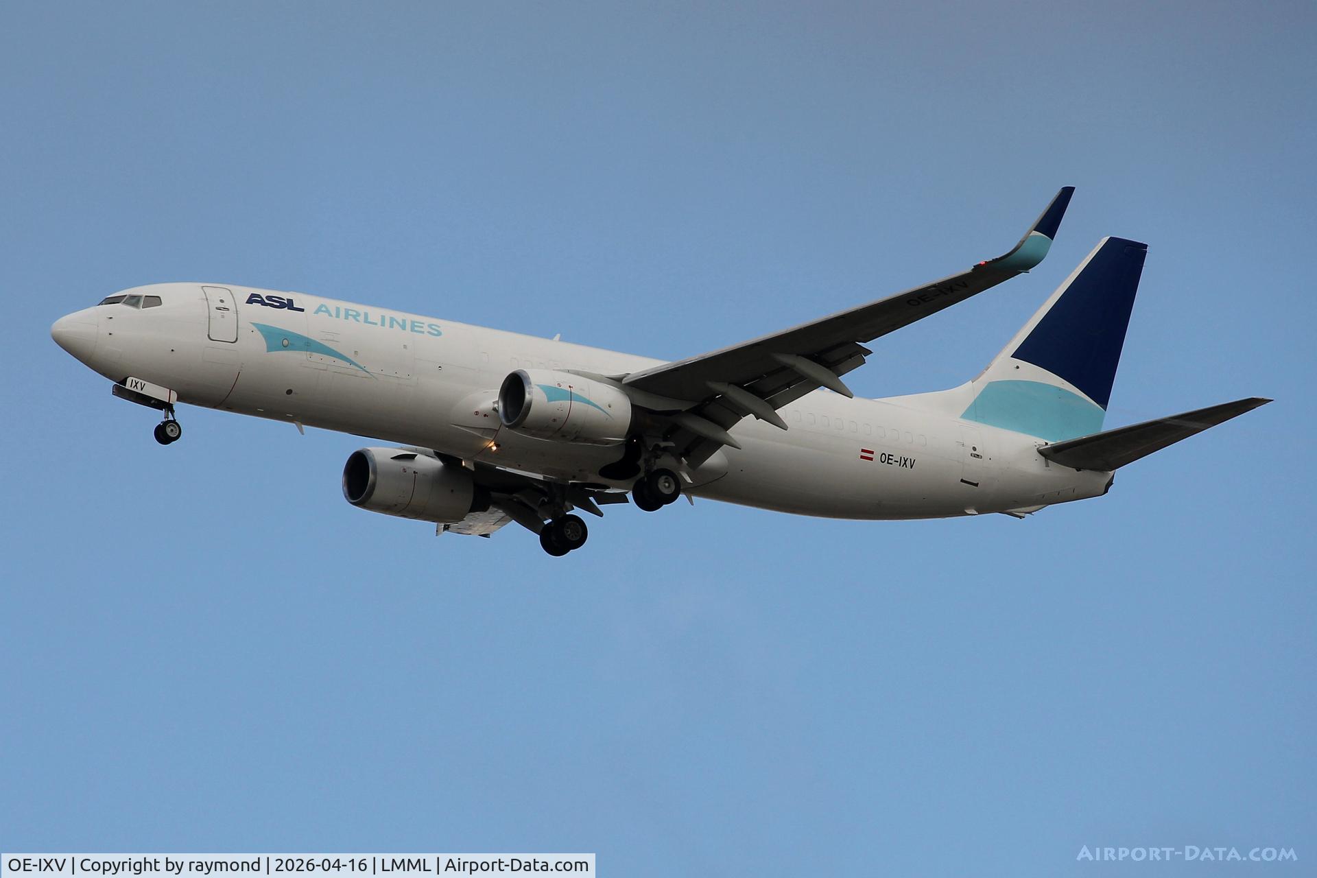 OE-IXV, 2006 Boeing 737-86N C/N 32672, Boeing 737-86N(BCF) reg OE-IXV of ASL Cargo on final approach for RW13 Malta.