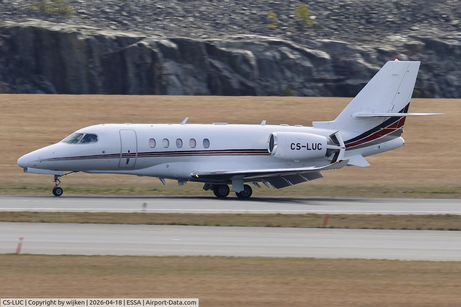 CS-LUC, 2024 Cessna 680A Citation Latitude C/N 680A-0414, Rwy 01R