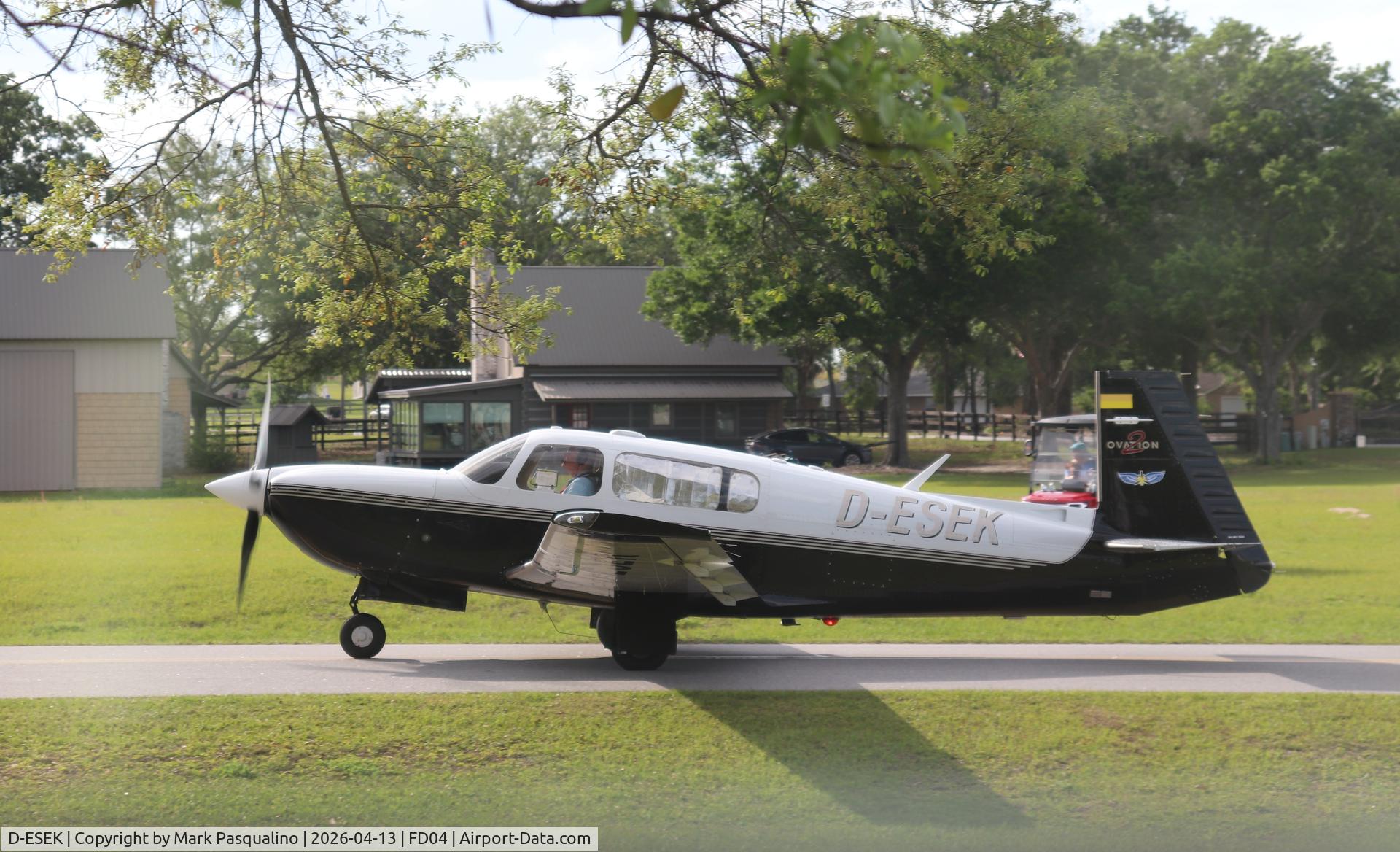 D-ESEK, Mooney M20R Ovation C/N 290245, Mooney M20R