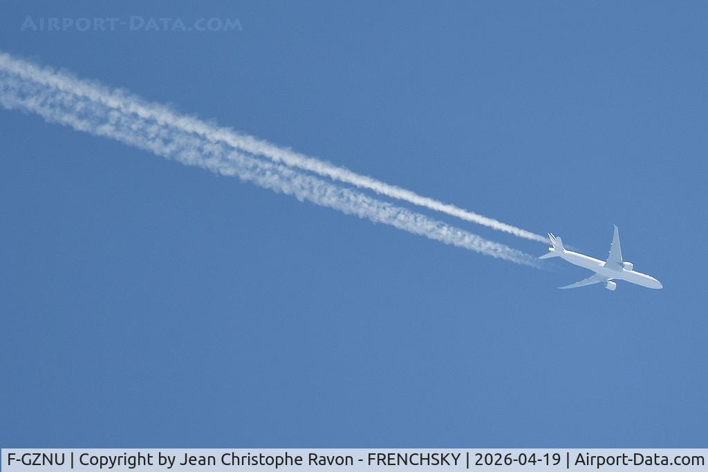 F-GZNU, 2016 Boeing 777-328/ER C/N 61701, Teruel (TEV)	Paris (CDG)	(AFR373V) level 400