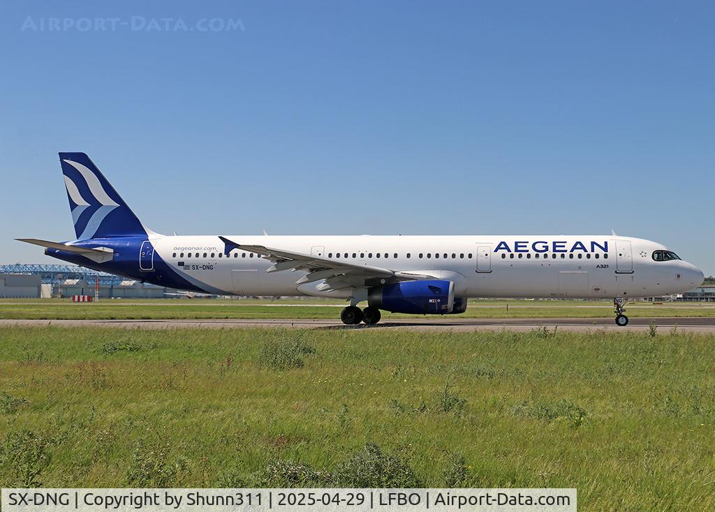 SX-DNG, 2005 Airbus A321-231 C/N 2610, Taxiing holding point rwy 14L for departure... new c/s