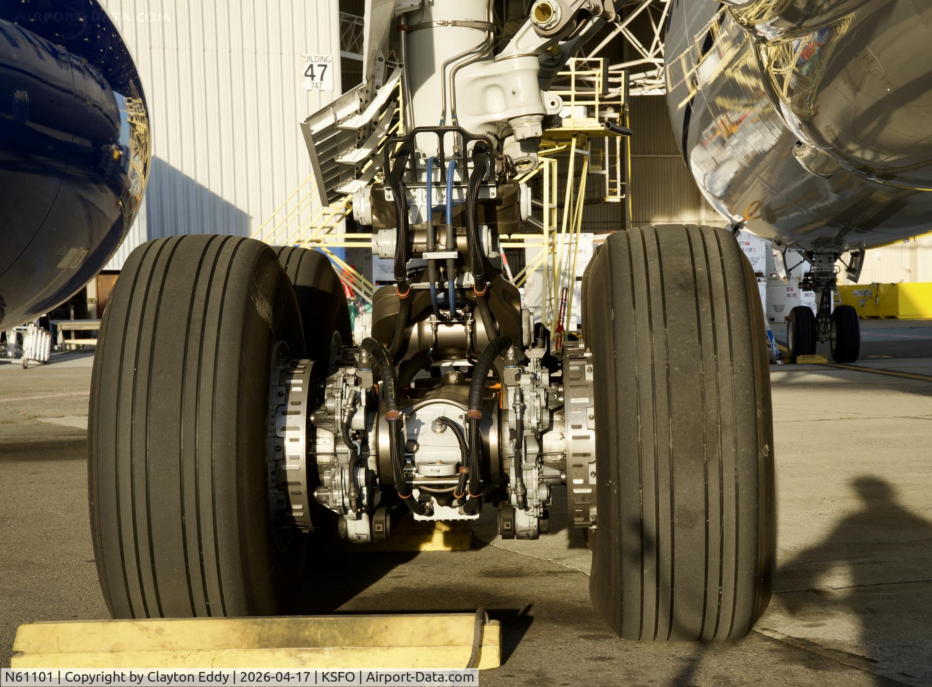 N61101, 2025 Boeing 787-9 Dreamliner Dreamliner C/N 68647, Main gear SFO 2026
