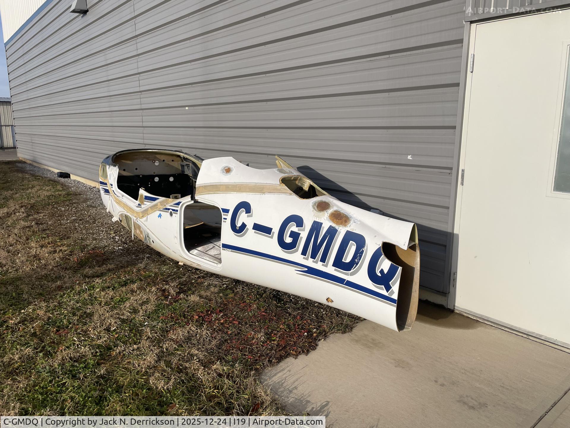 C-GMDQ, 2003 Cirrus SR22 C/N 0654, SR22