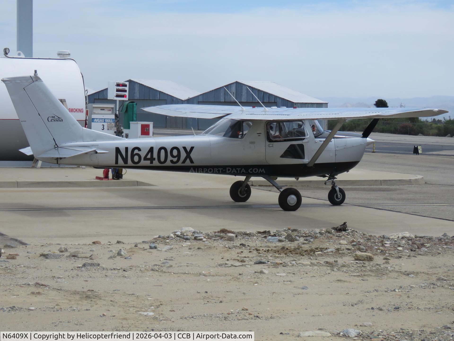 N6409X, 1968 Cessna 150H C/N 15068652, Refueling