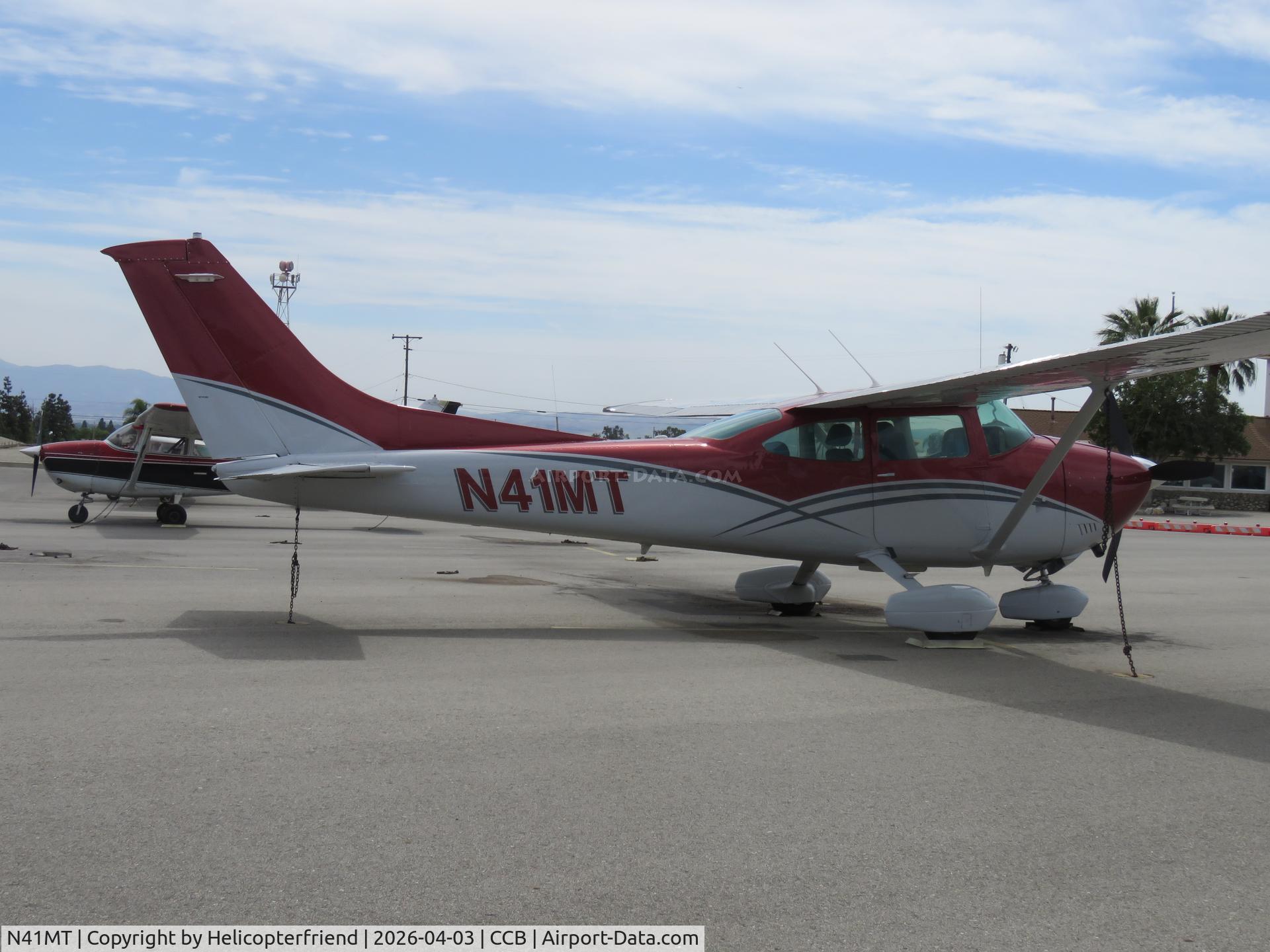 N41MT, 1977 Cessna 182Q Skylane C/N 18265725, Parked in transit
