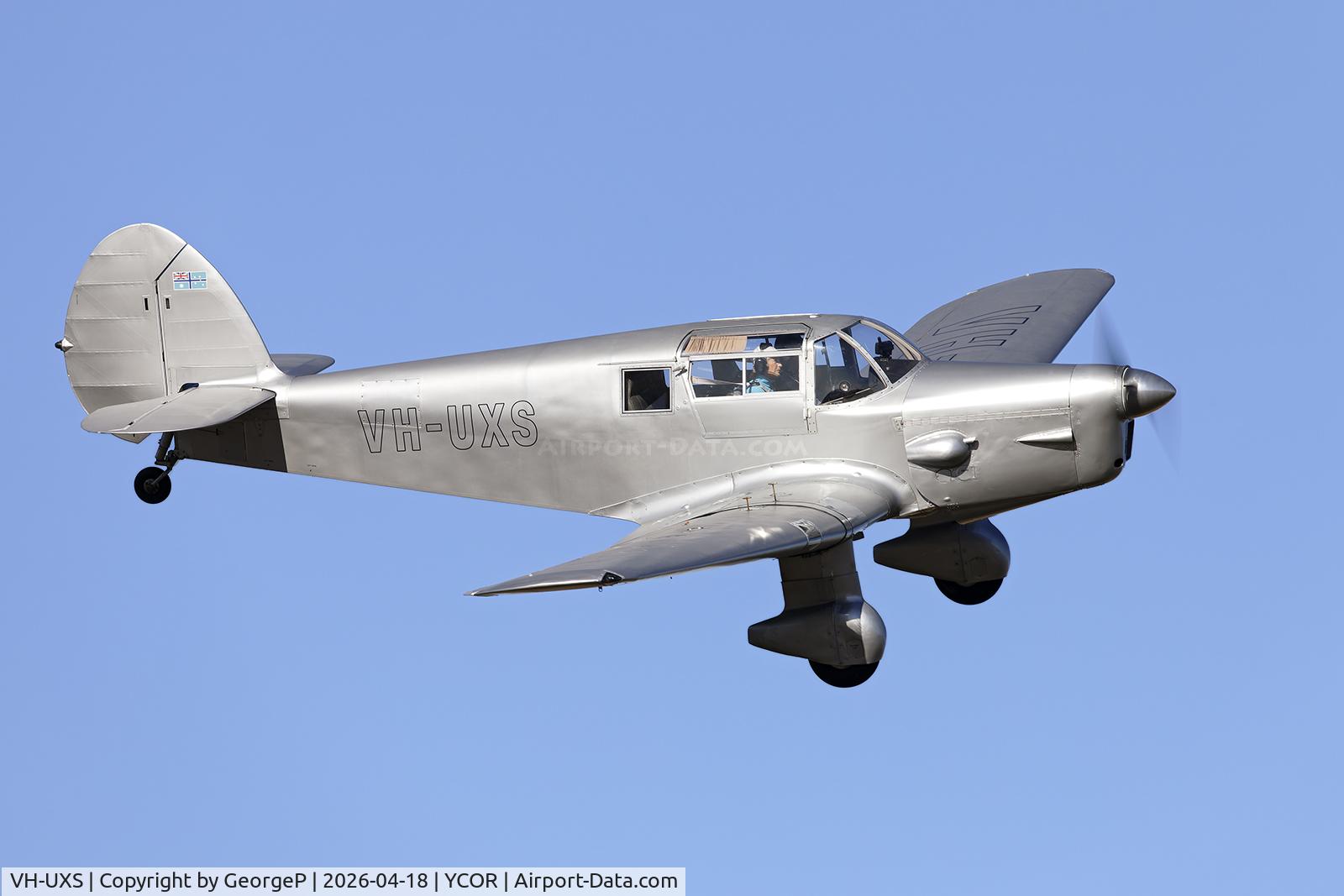 VH-UXS, 1939 Percival P-28 Proctor 1 C/N P-6187, Antique Aeroplane Assn of Australia National Fly-in.