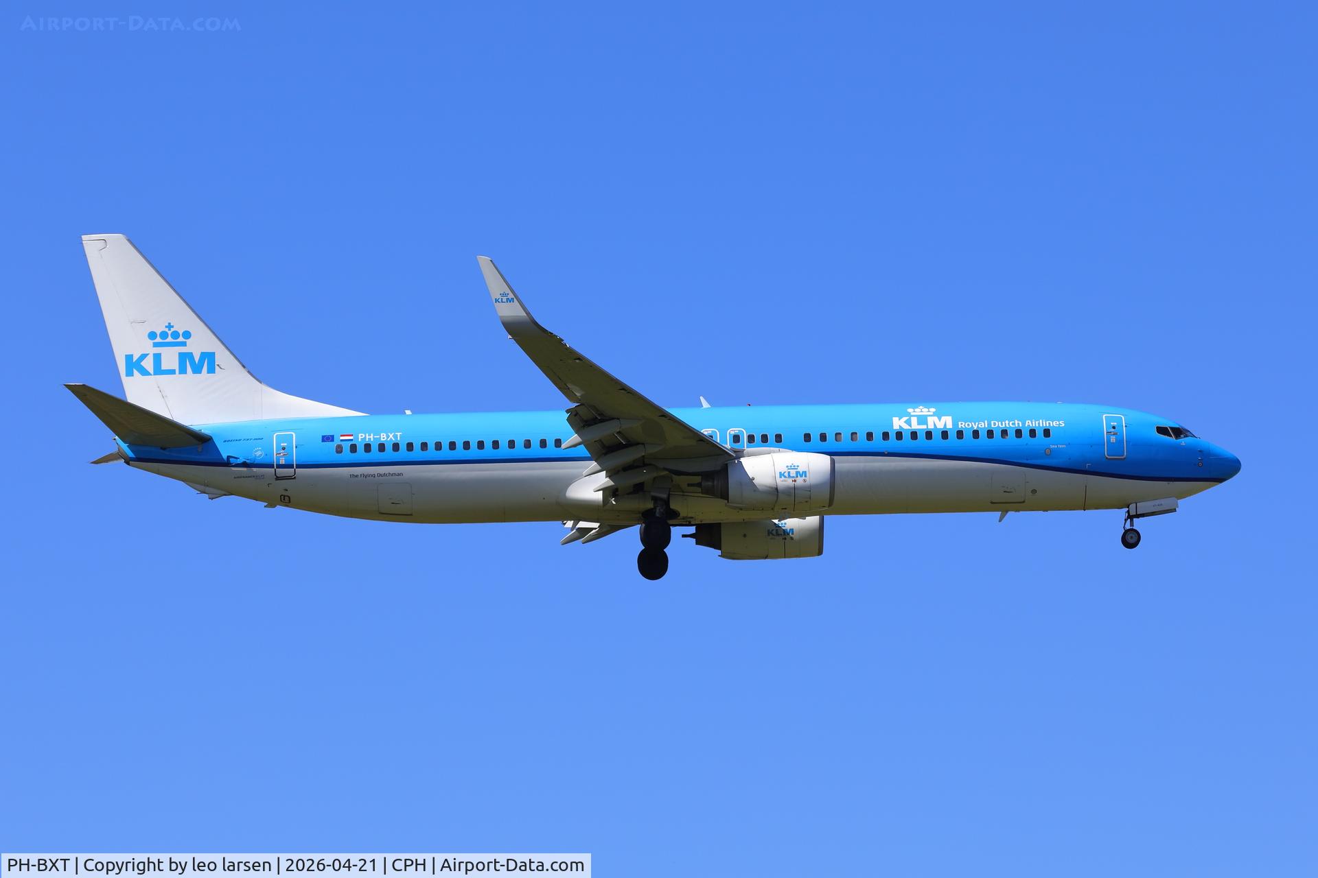 PH-BXT, 2004 Boeing 737-9K2 C/N 32944, Copenhagen 21.4.2026