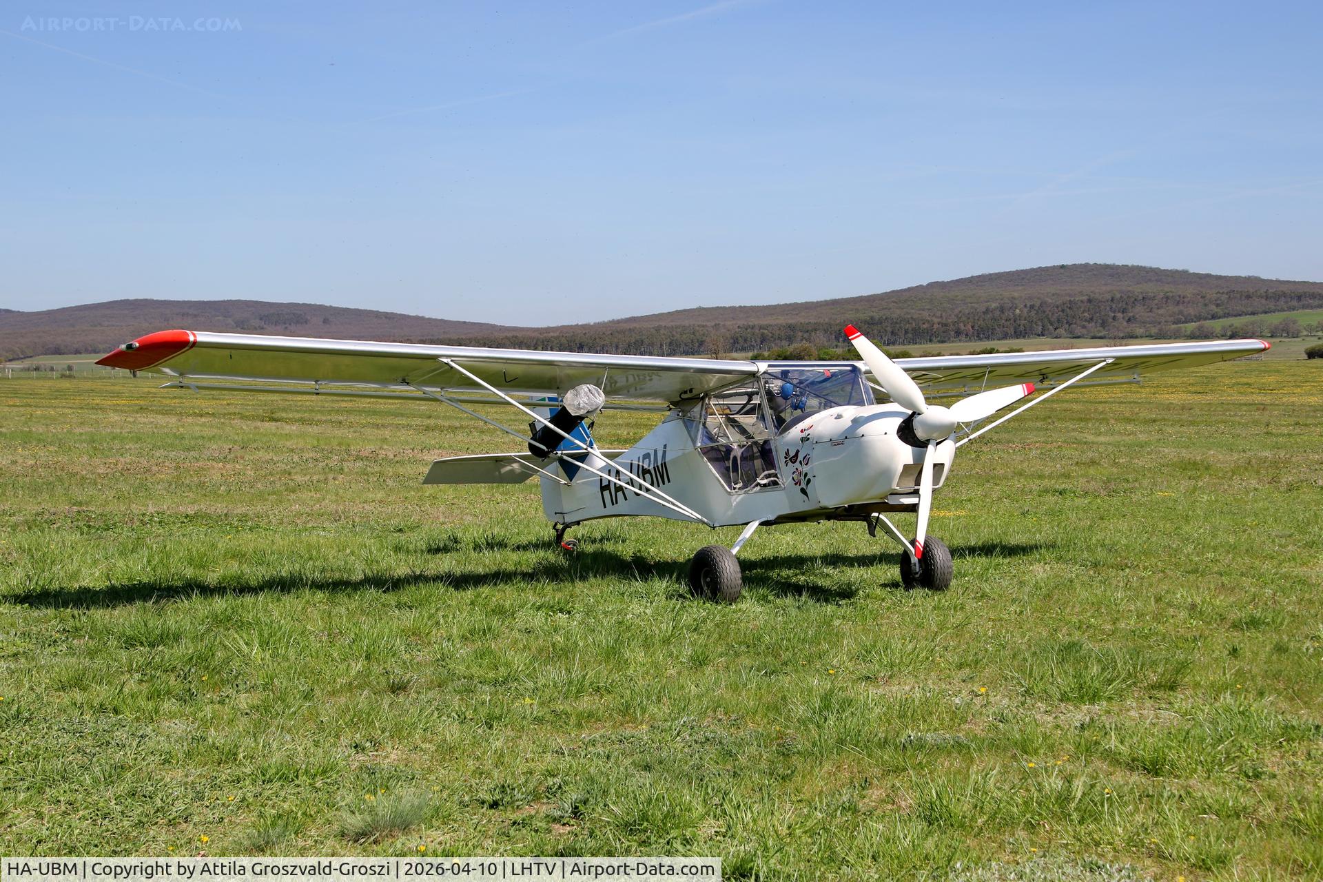 HA-UBM, 2004 Apollo Fox C/N 270904, LHTV - Tótvázsony-Kövesgyürpuszta Airport, Hungary