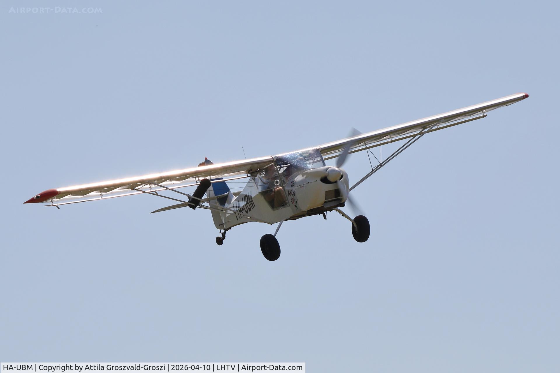 HA-UBM, 2004 Apollo Fox C/N 270904, LHTV - Tótvázsony-Kövesgyürpuszta Airport, Hungary