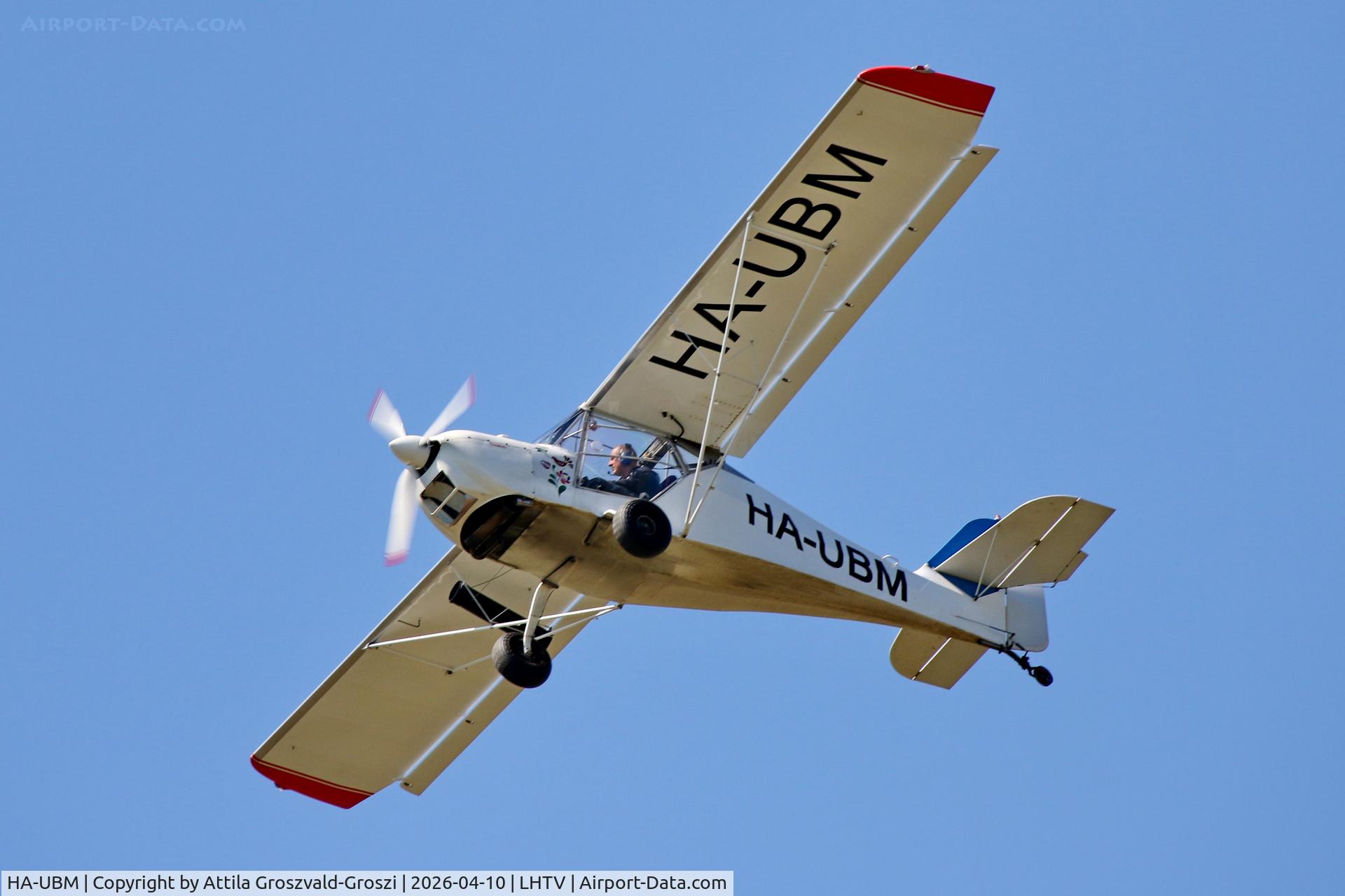 HA-UBM, 2004 Apollo Fox C/N 270904, LHTV - Tótvázsony-Kövesgyürpuszta Airport, Hungary