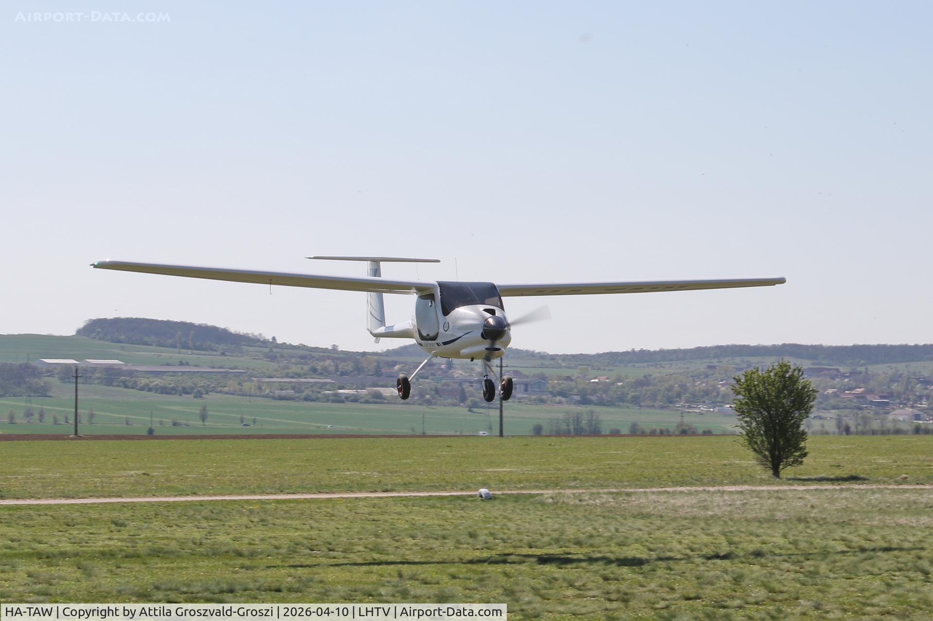 HA-TAW, 2015 Pipistrel Alpha Trainer C/N 697 AT 912, LHTV - Tótvázsony-Kövesgyürpuszta Airport, Hungary