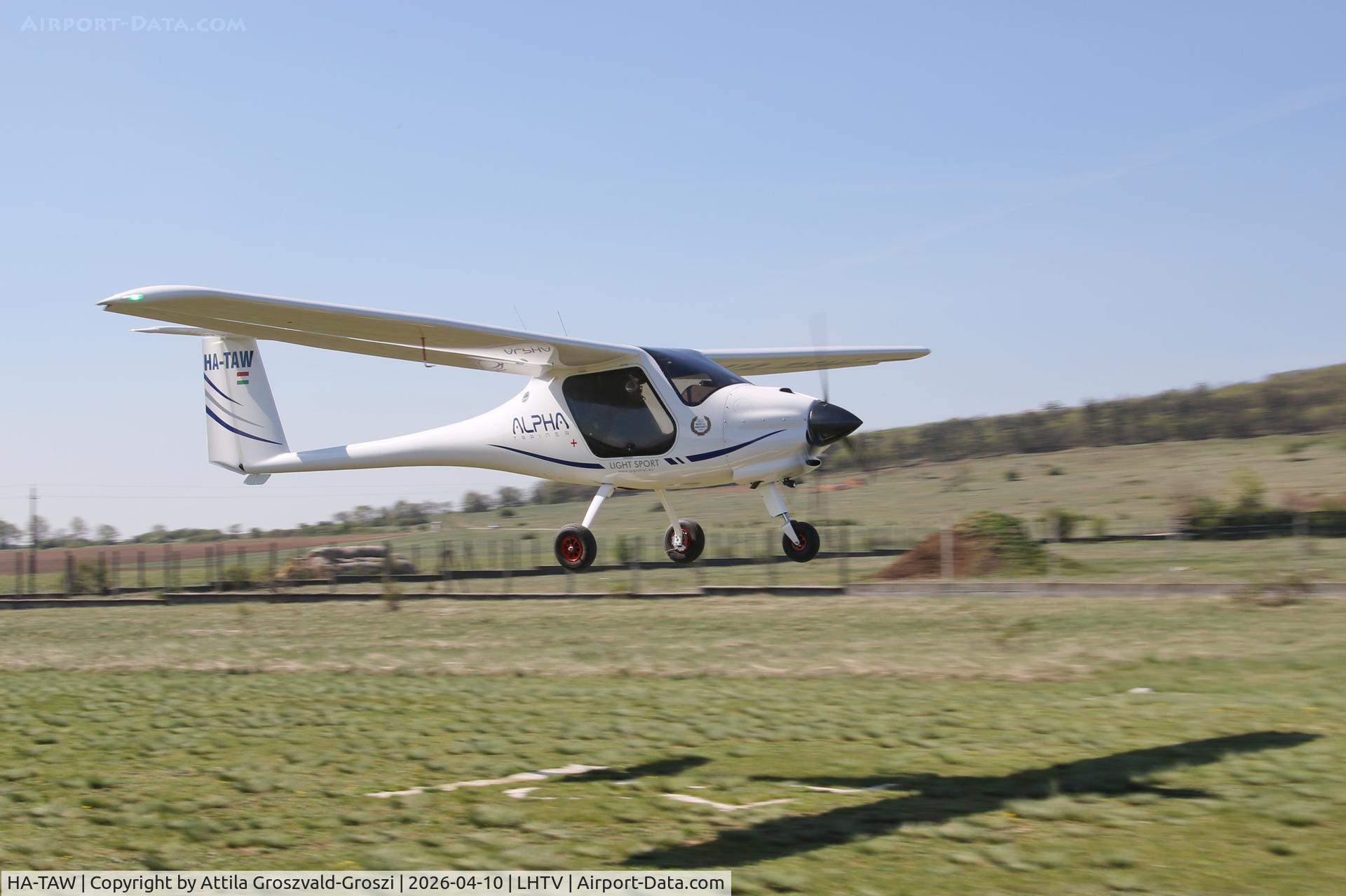 HA-TAW, 2015 Pipistrel Alpha Trainer C/N 697 AT 912, LHTV - Tótvázsony-Kövesgyürpuszta Airport, Hungary