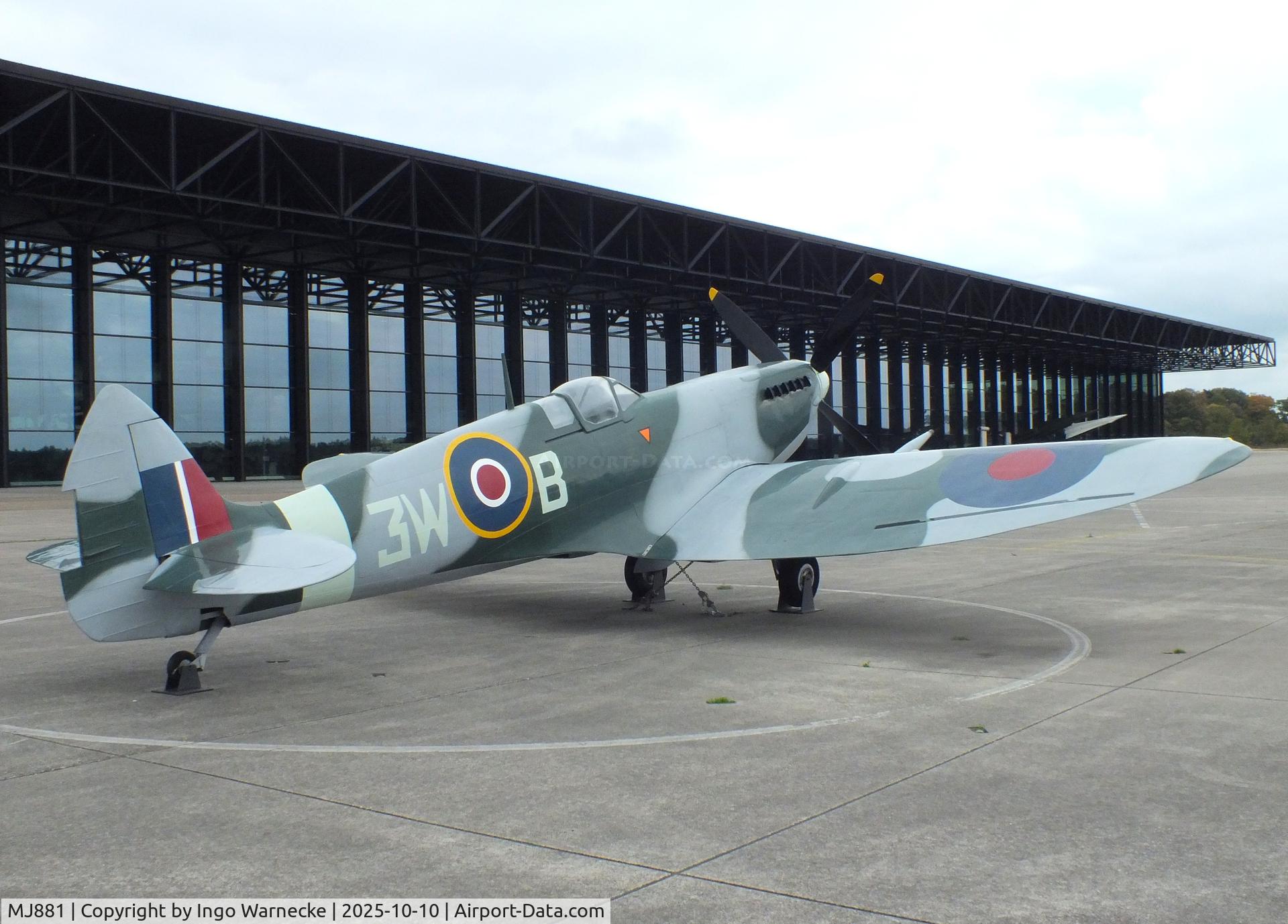 MJ881, Supermarine 361 Spitfire LF9C Replica C/N None, Supermarine Spitfire LF IXc replica at the Nationaal Militair Museum / National Military Museum, Soesterberg