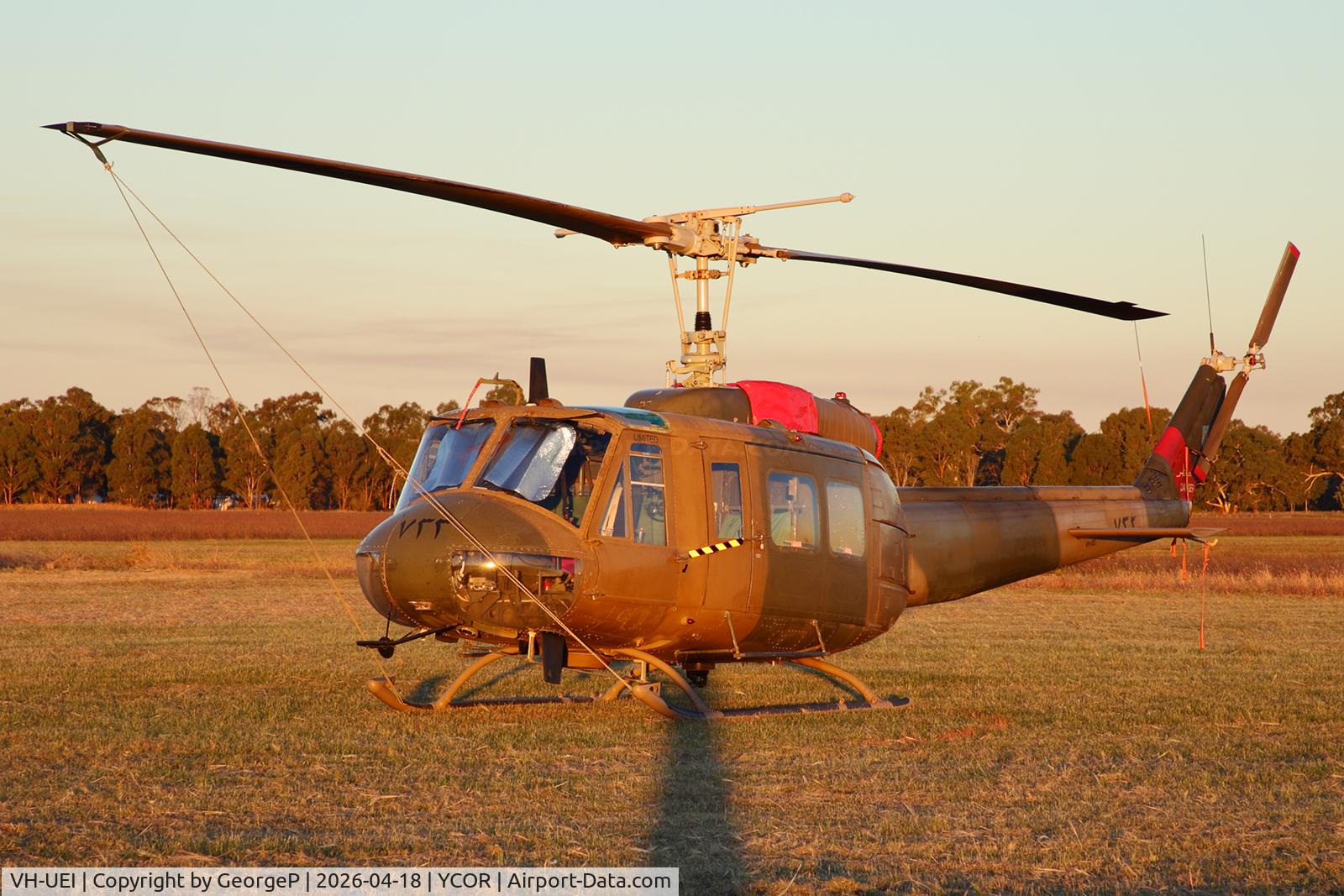 VH-UEI, 1968 COSTRUZIONI AERONAUTICHE GIOVANNI AGUSTA AB 205 C/N 4047, Antique Aeroplane Assn of Australia National Fly-in.