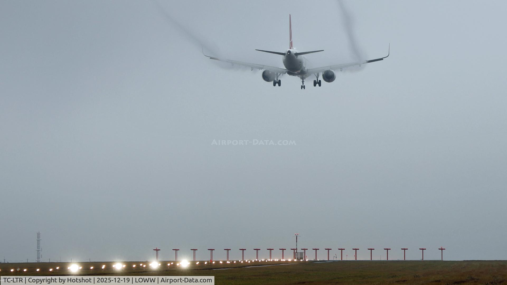 TC-LTR, 2023 Airbus A-321 Neo C/N 11212, Visible lift, vortex from landing flap edge over the running flash of the app lights runway 16 in awful winter weather
