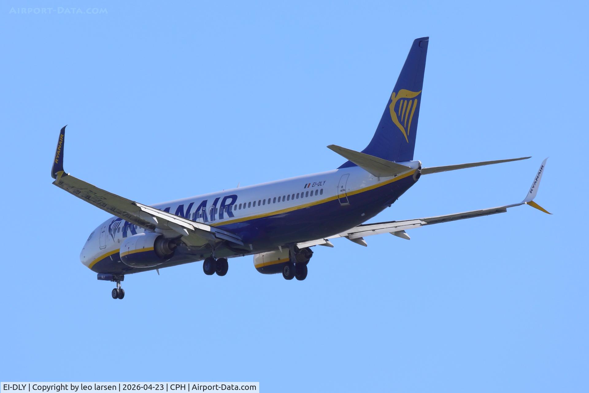 EI-DLY, 2006 Boeing 737-8AS C/N 33601, Copenhagen  on app to R-04R