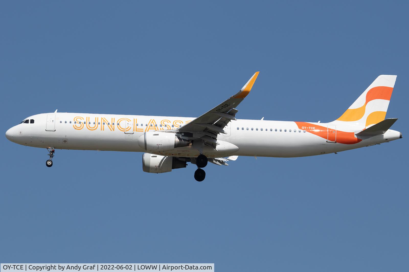 OY-TCE, 2014 Airbus A321-211 C/N 6342, Sunclass A321