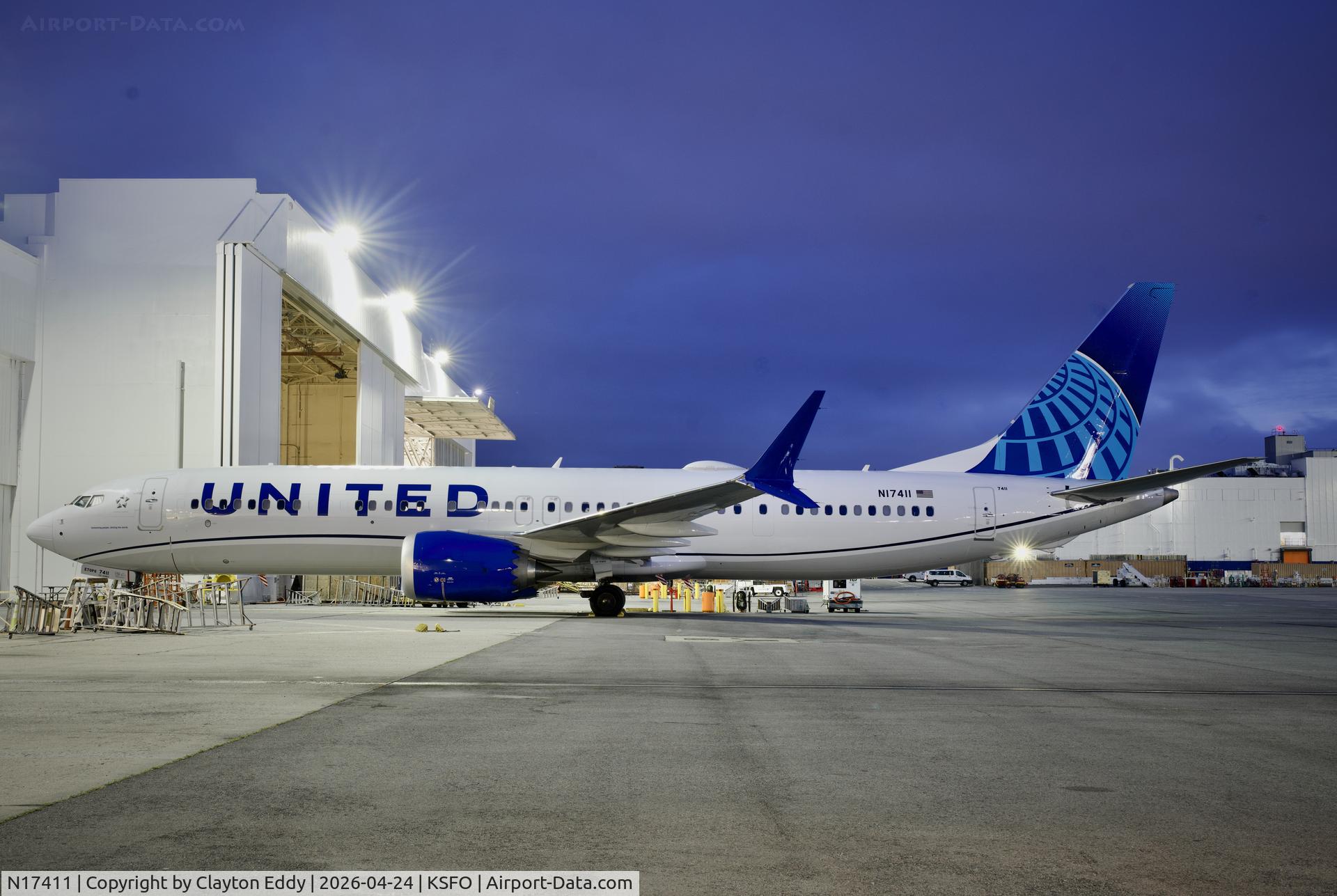 N17411, 2025 Boeing 737 MAX 9 C/N 68819, SFO 2026