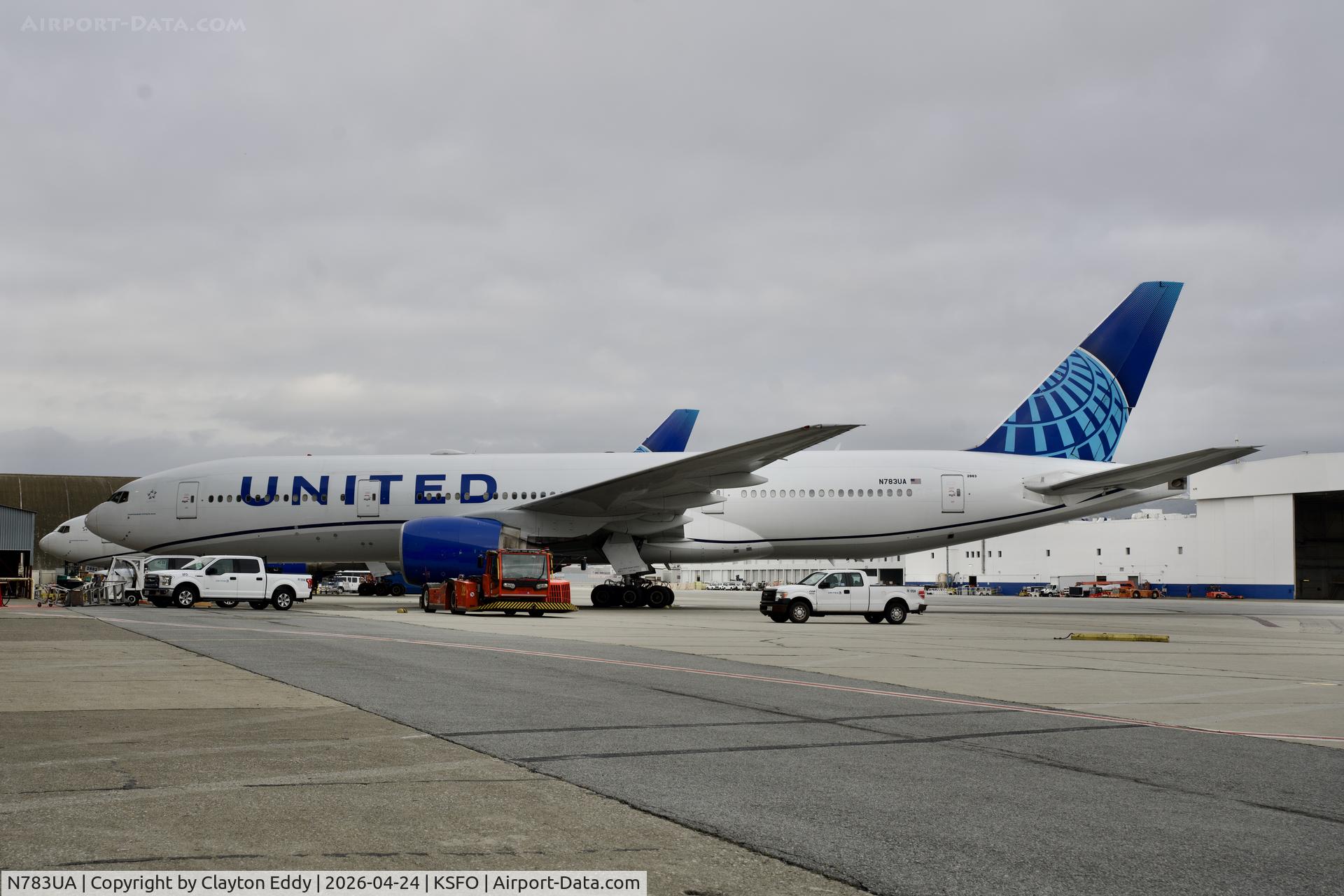 N783UA, 1997 Boeing 777-222/ER C/N 26950, SFO 2026