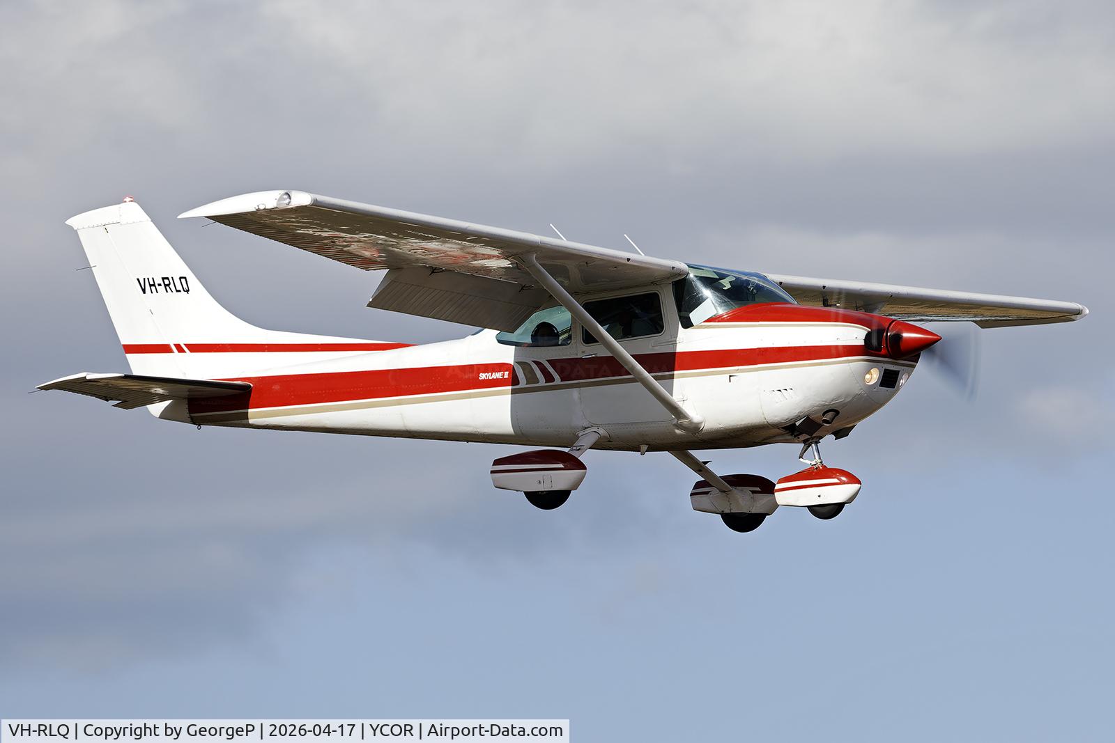 VH-RLQ, 1979 Cessna 182Q Skylane C/N 18266906, Antique Aeroplane Assn of Australia National Fly-in.