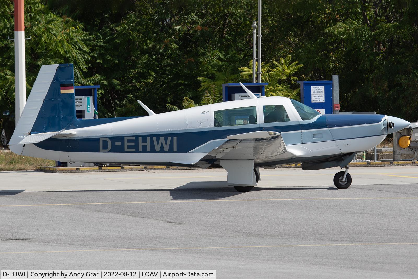 D-EHWI, 1979 Mooney M20K C/N 25-0221, Untitled Mooney M20