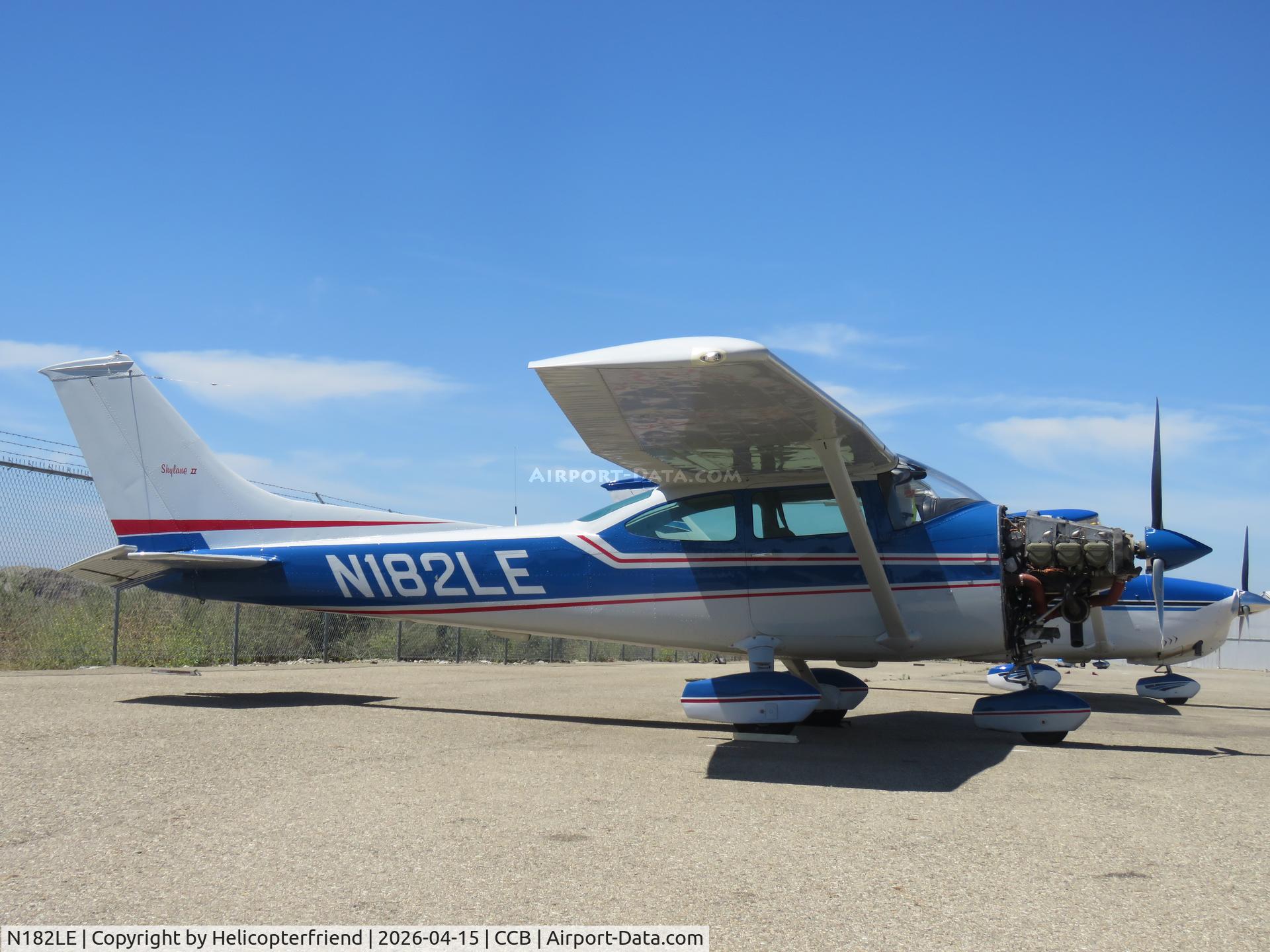 N182LE, 1975 Cessna 182P Skylane C/N 18263959, Parked with engine cowling off