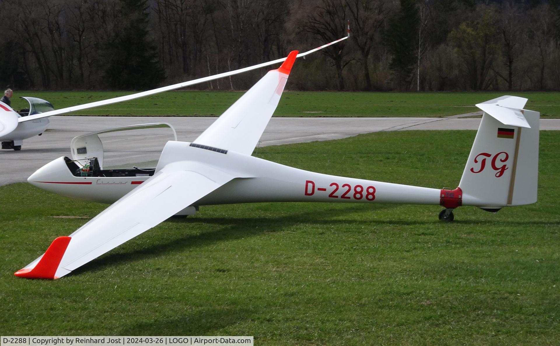 D-2288, Schempp-Hirth STANDARD CIRRUS C/N 502, Waiting for the next launch at Niederöblarn, Austria