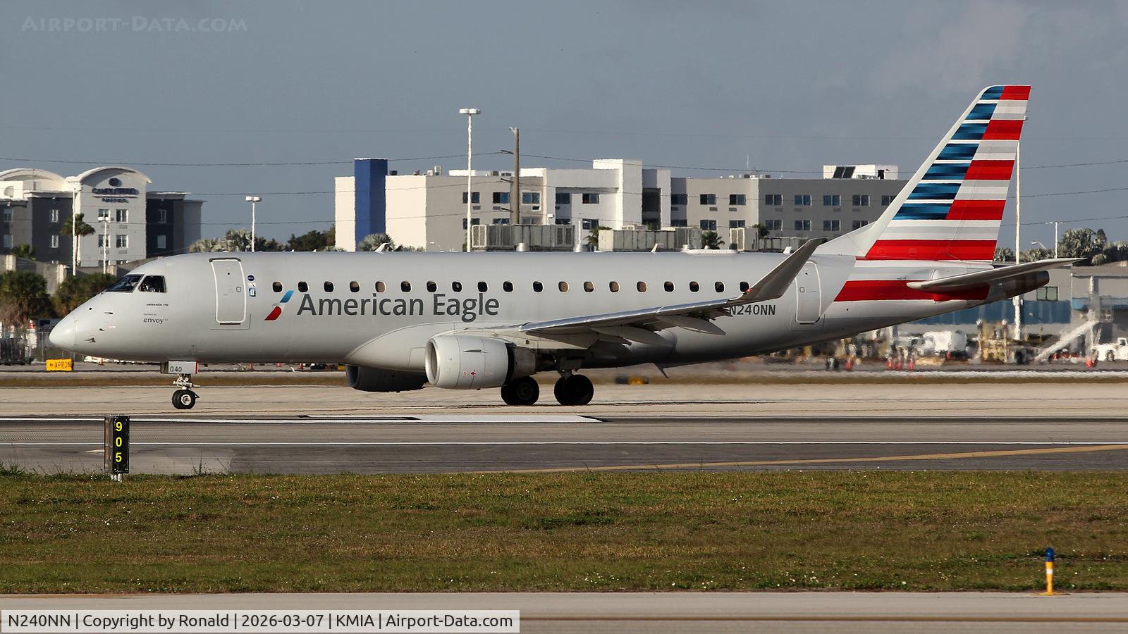 N240NN, 2016 Embraer 175LR (ERJ-170-200LR) C/N 17000594, at mia