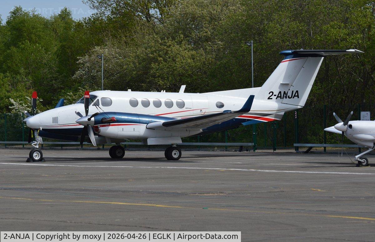 2-ANJA, 1986 Beech B200 Super King Air King Air C/N BB-1244, Beech B200 Super King Air at Blackbushe.