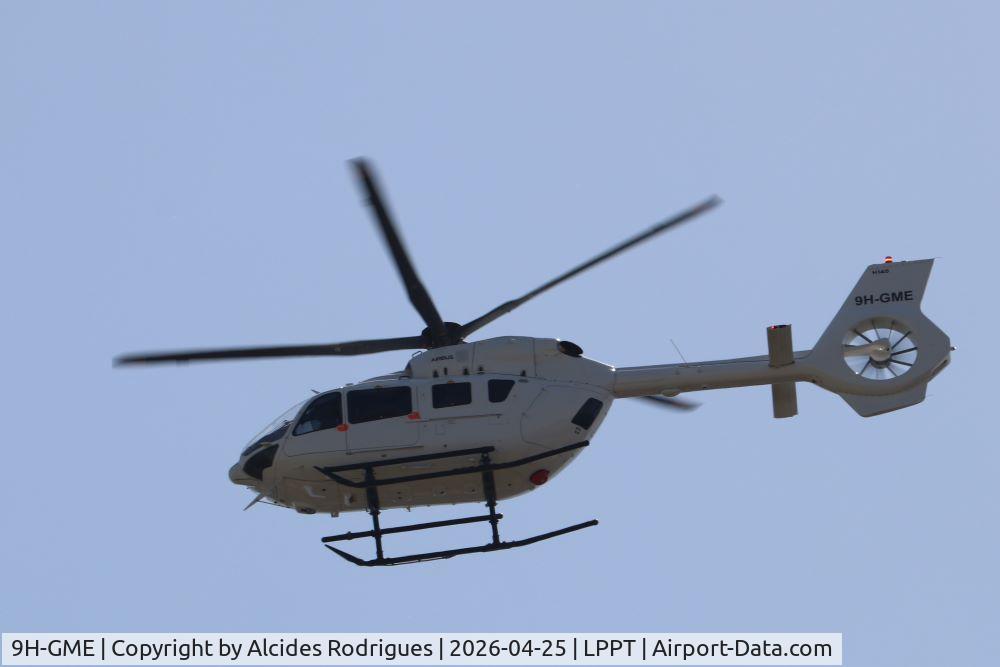 9H-GME, 2024 AIRBUS HELICOPTERS INC H145D3 C/N 21366, 9H-GME sobrevoa LPPT_LISBOA