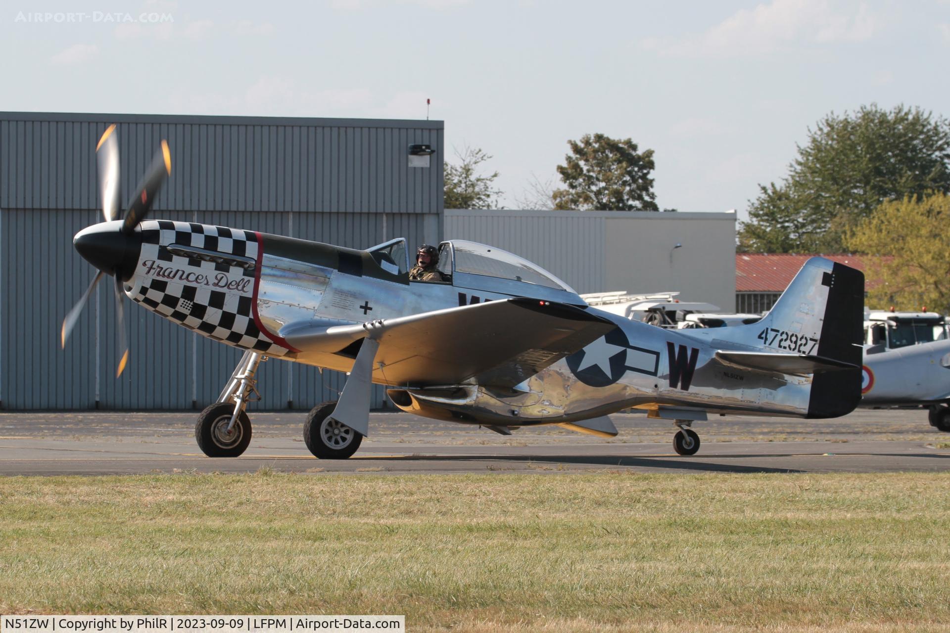 N51ZW, 1944 North American P-51D Mustang C/N 44-13903 (122-40933), N51ZW (44-72927) 1945 North American P-51D Mustang 'Francis Dell' Air Legend Melun-Villaroche 
