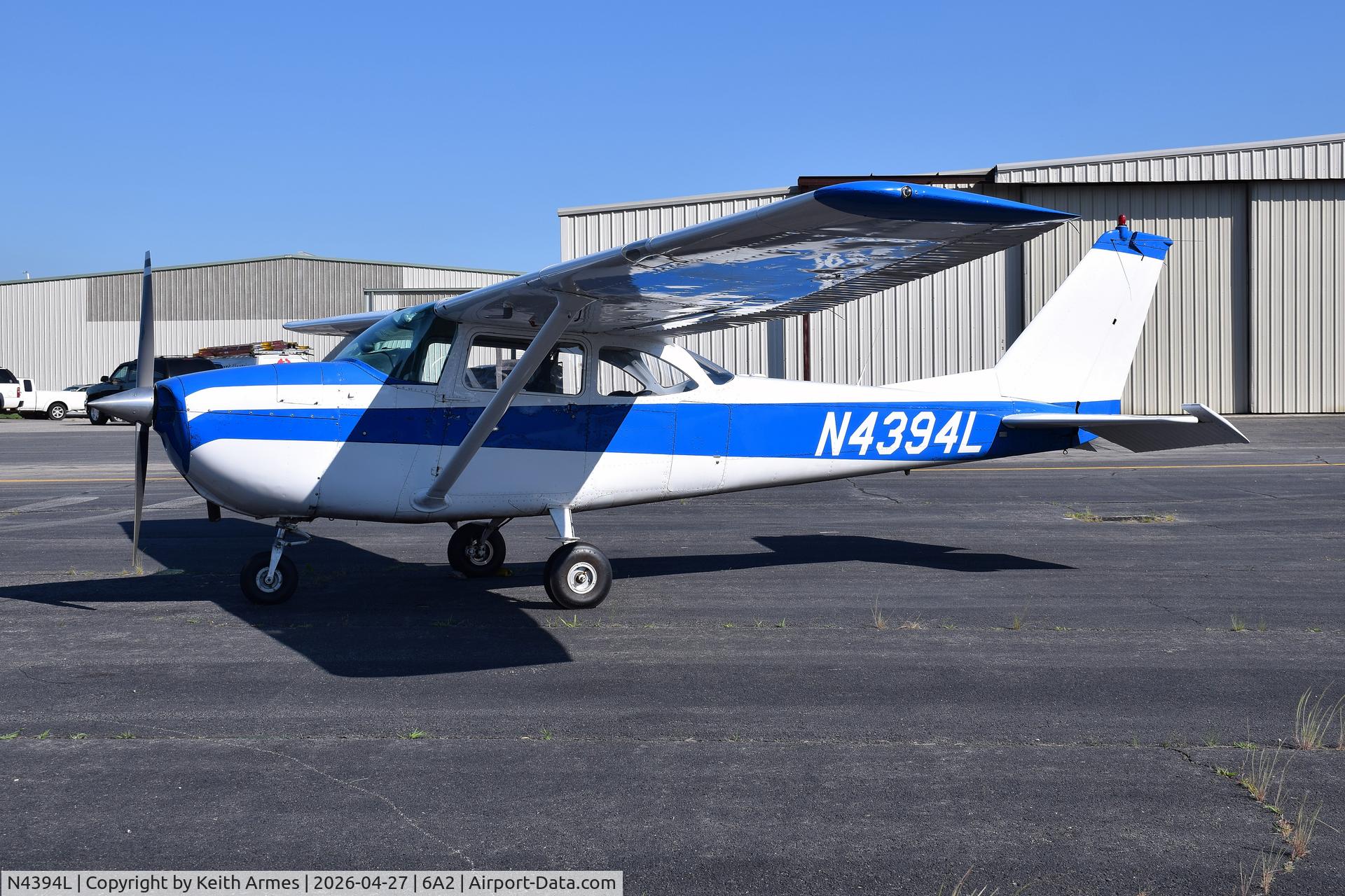 N4394L, 1966 Cessna 172G C/N 17254475, Awaiting maintenance at 6A2