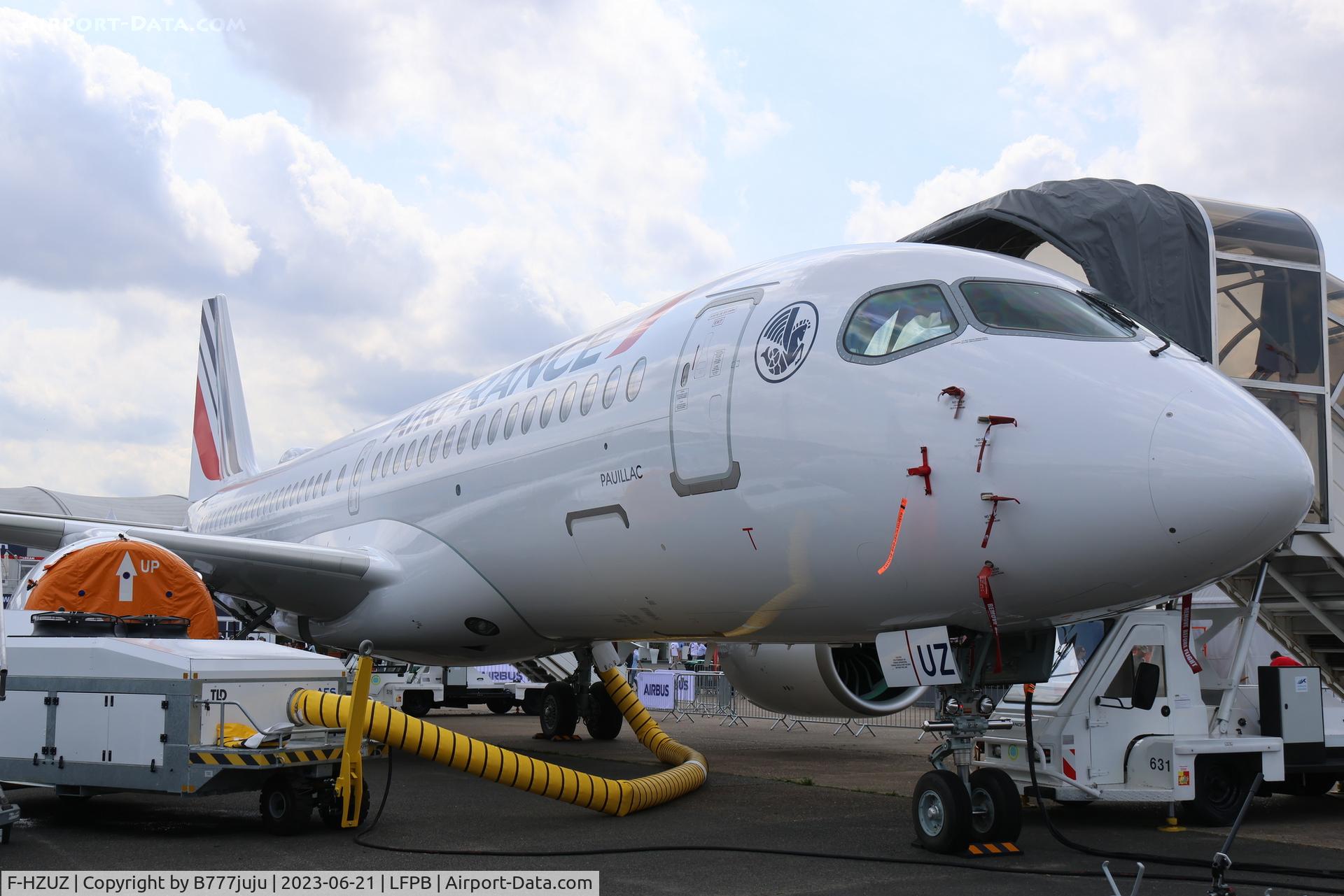 F-HZUZ, 2023 Airbus A220-300 C/N 55223, at SIAE 2023