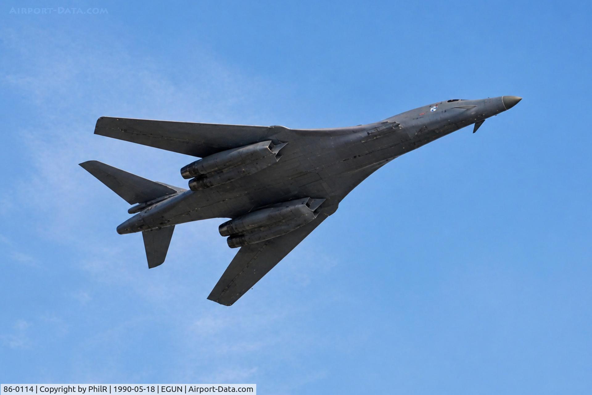86-0114, 1986 Rockwell B-1B Lancer C/N 74, 86-0114 1986 Rockwell B-1 Lancer USAF Mildenhall
