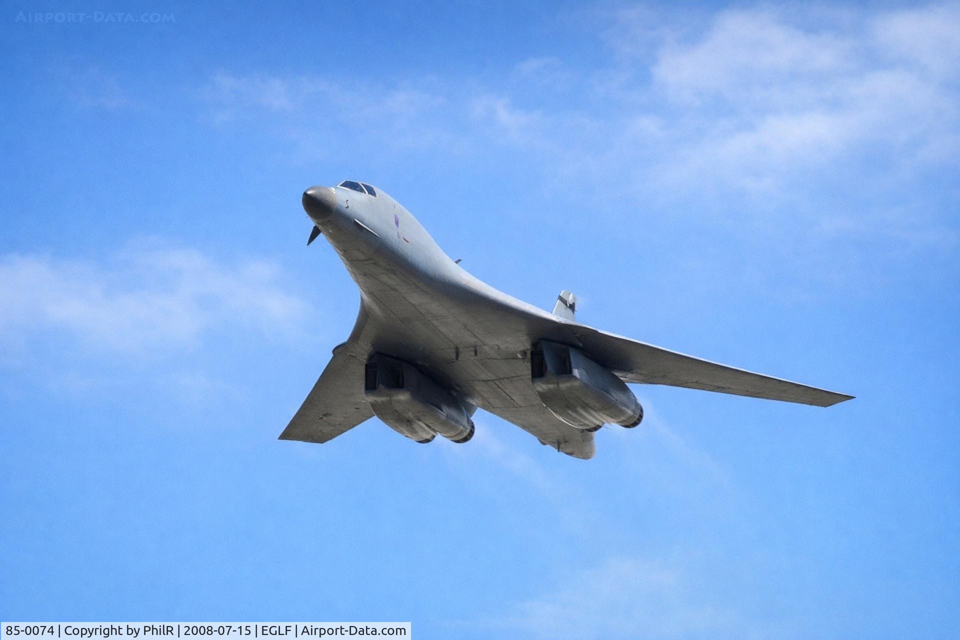 85-0074, Rockwell B-1B Lancer C/N 34, 85-0074 1985 Rockwell B-1B Lancer USAF Farnborough Airshow
