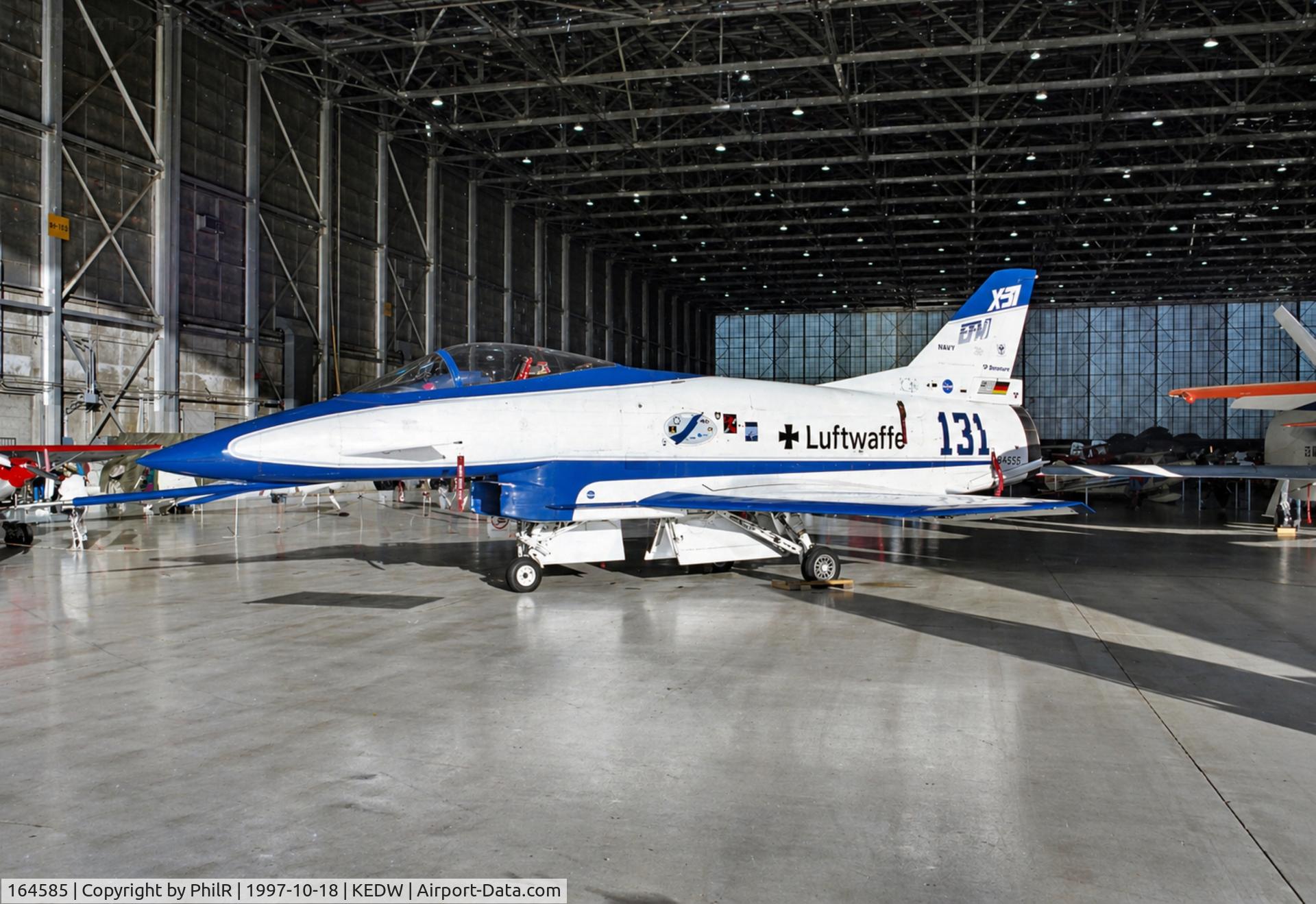 164585, Rockwell-MBB X-31A C/N 2, 164585 Rockwell MBB X-31A USN Edwards AFB 
